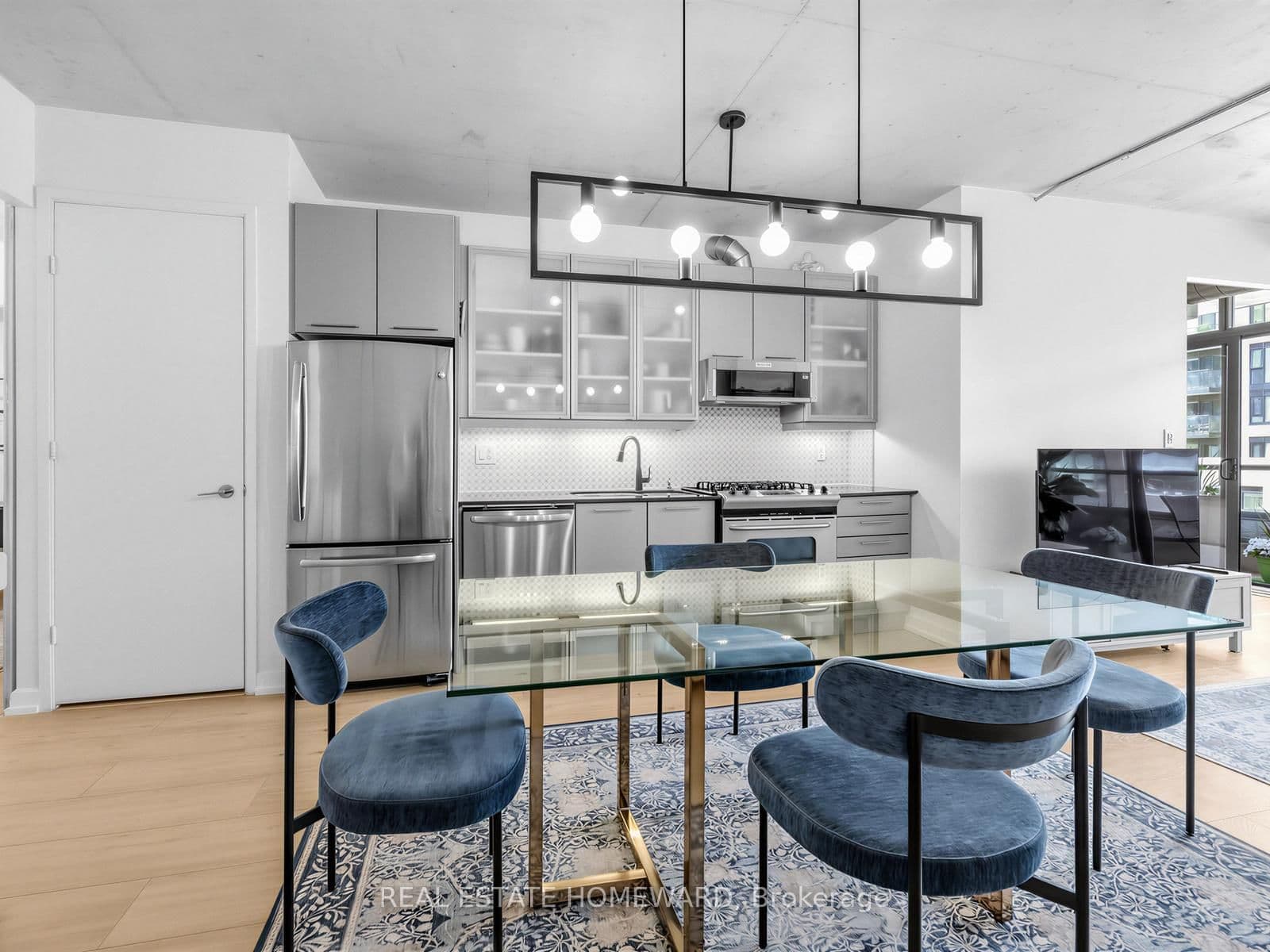 533 Richmond Street W, Unit 706 thumbnail 9