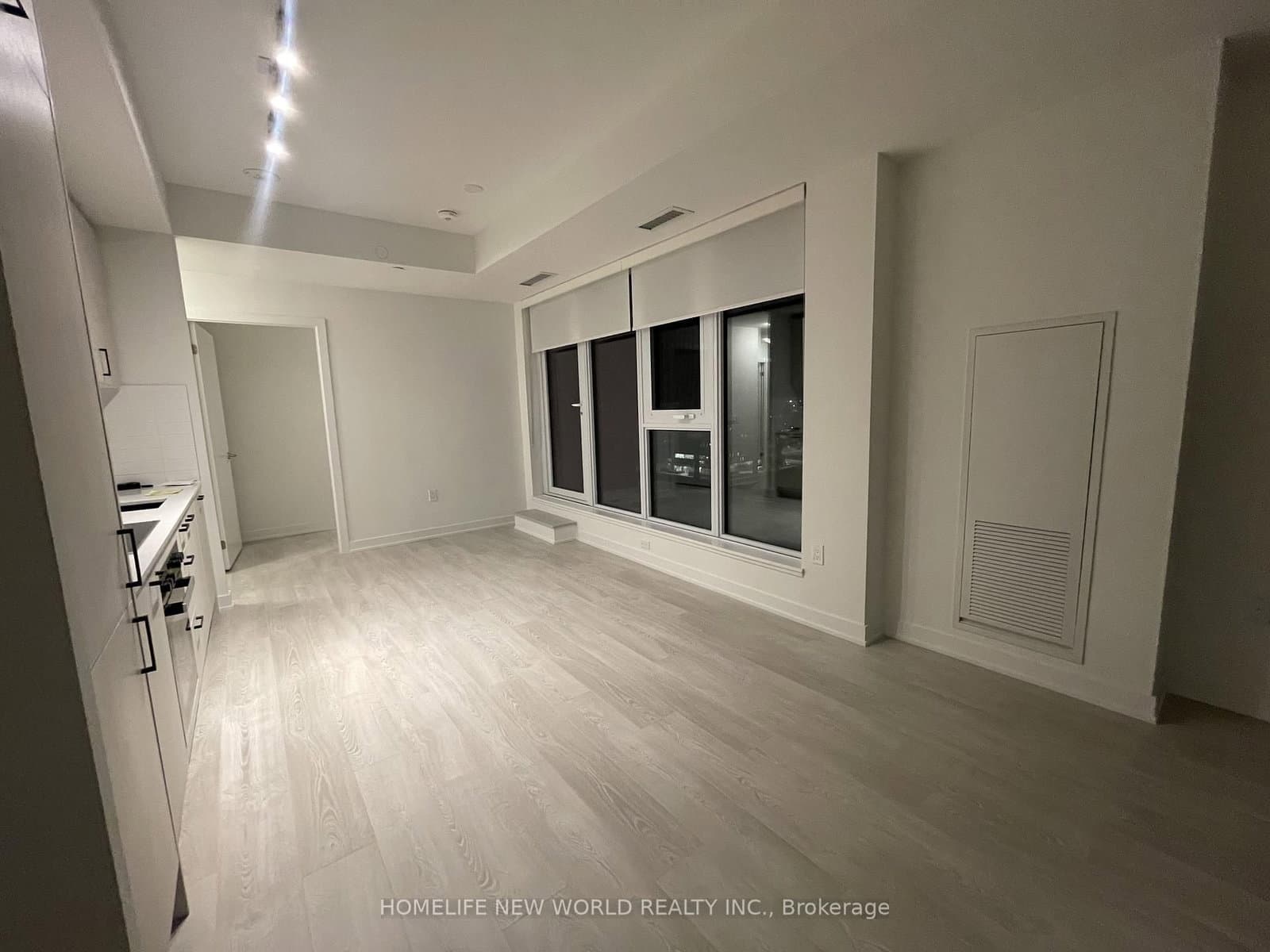 5 Quarrington Lane, Unit 1609 thumbnail 4