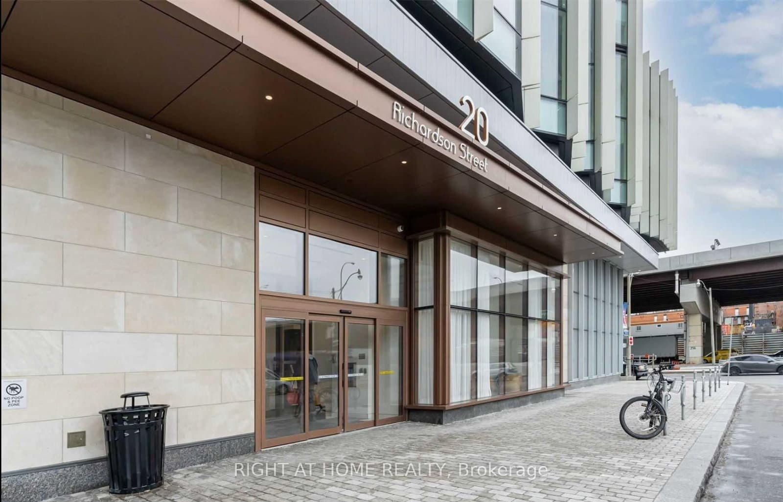 20 Richardson Street, Unit 3106 thumbnail 39