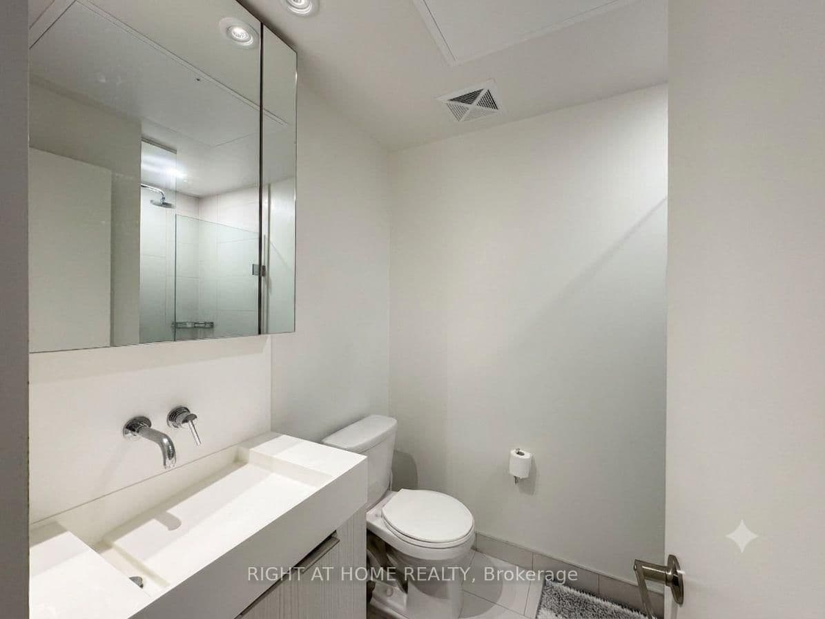 20 Richardson Street, Unit 3106 thumbnail 4
