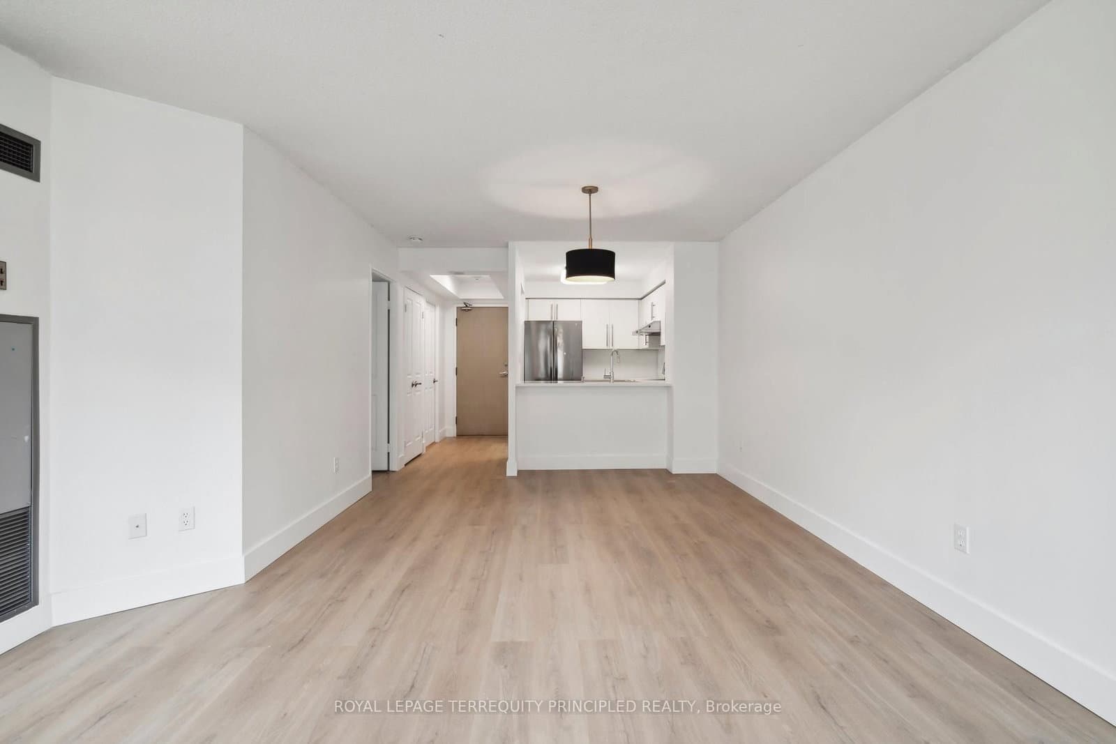 942 Yonge Street, Unit 418 thumbnail 16