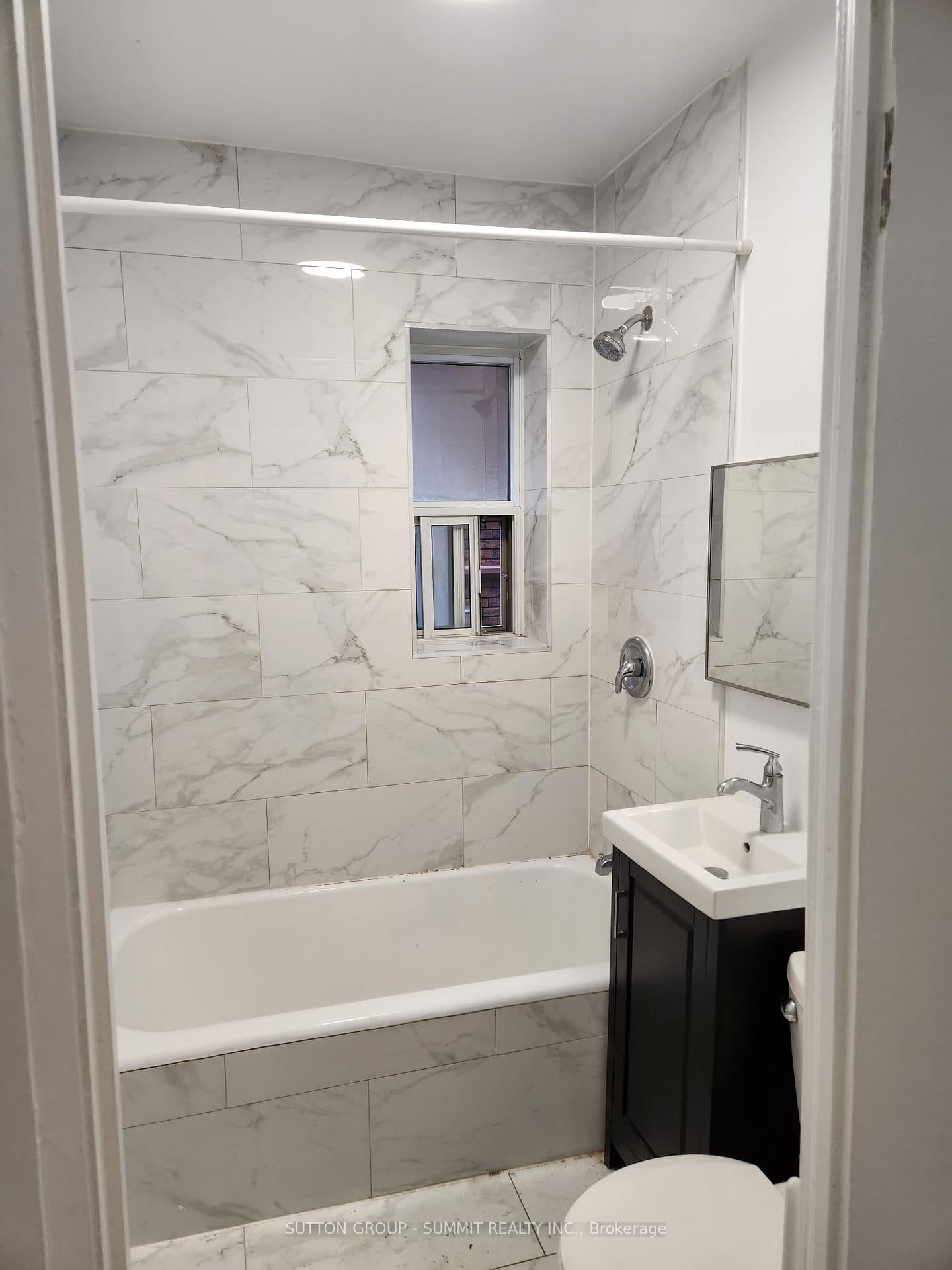 98 VAUGHAN Road, Unit 302 thumbnail 7