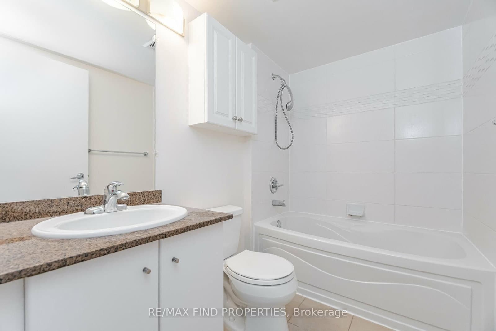 12 Yonge Street, Unit 1505 thumbnail 20