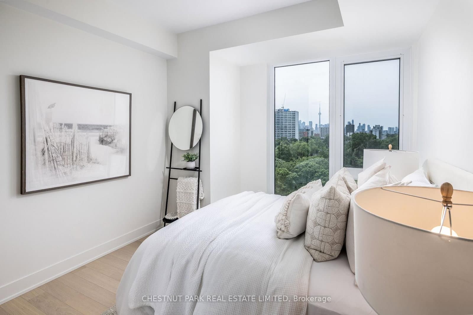 328 Dupont Street, Unit 901 thumbnail 10