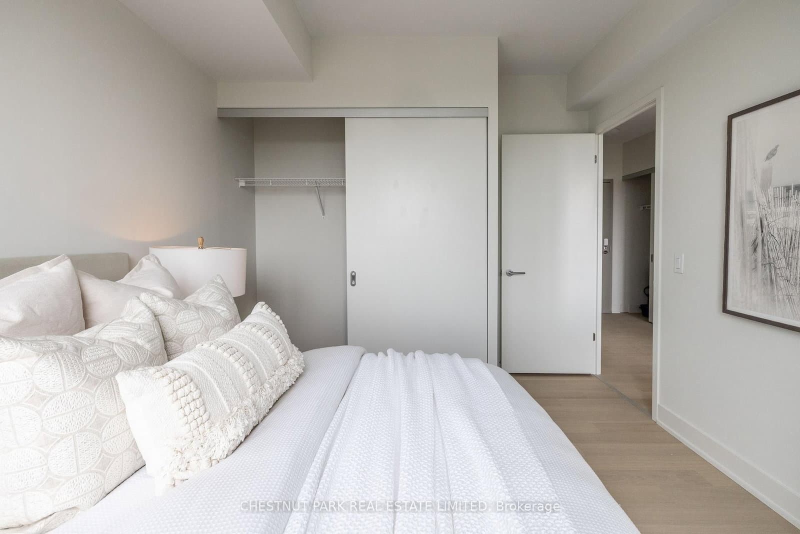 328 Dupont Street, Unit 901 thumbnail 11