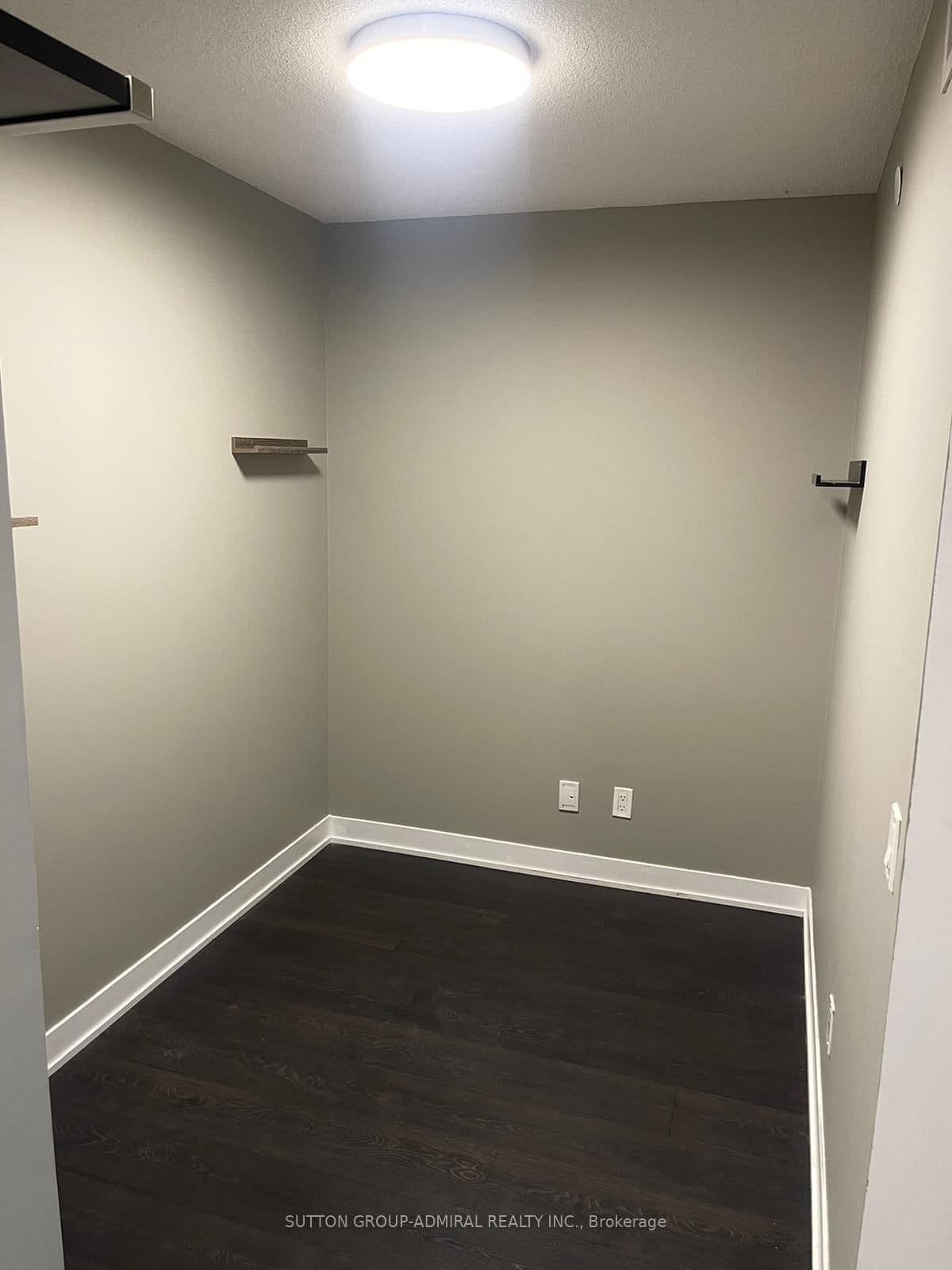87 Peter Street, Unit 812 thumbnail 4
