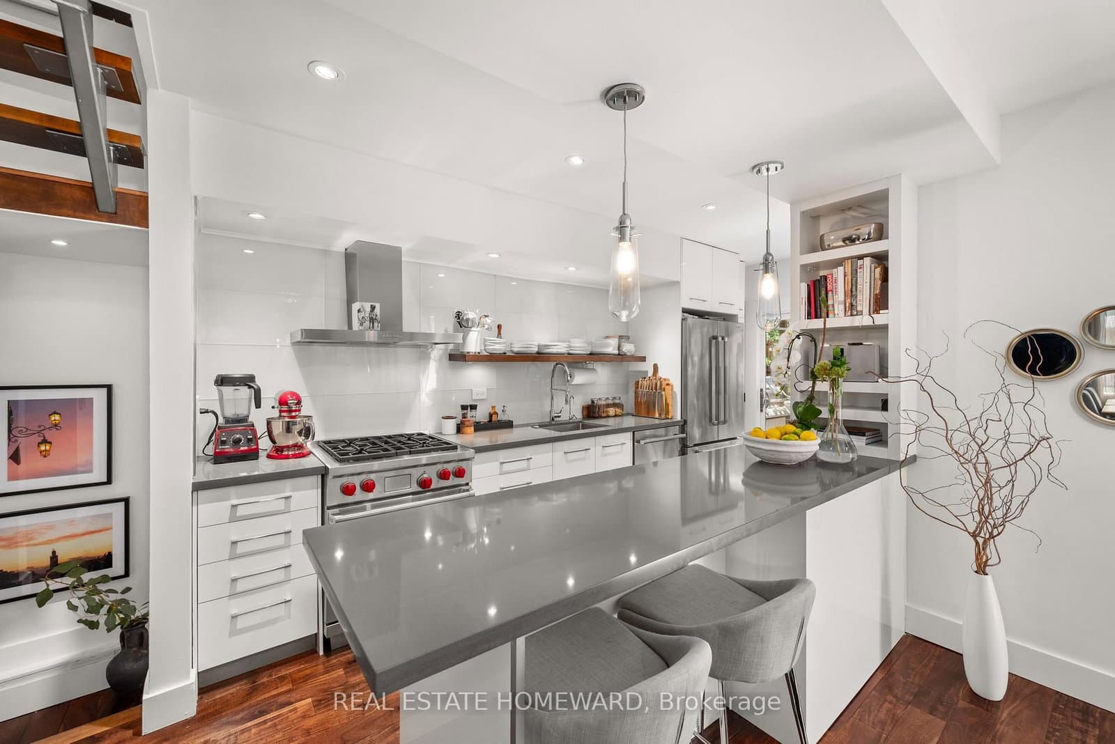 157 Ranleigh Avenue thumbnail 13