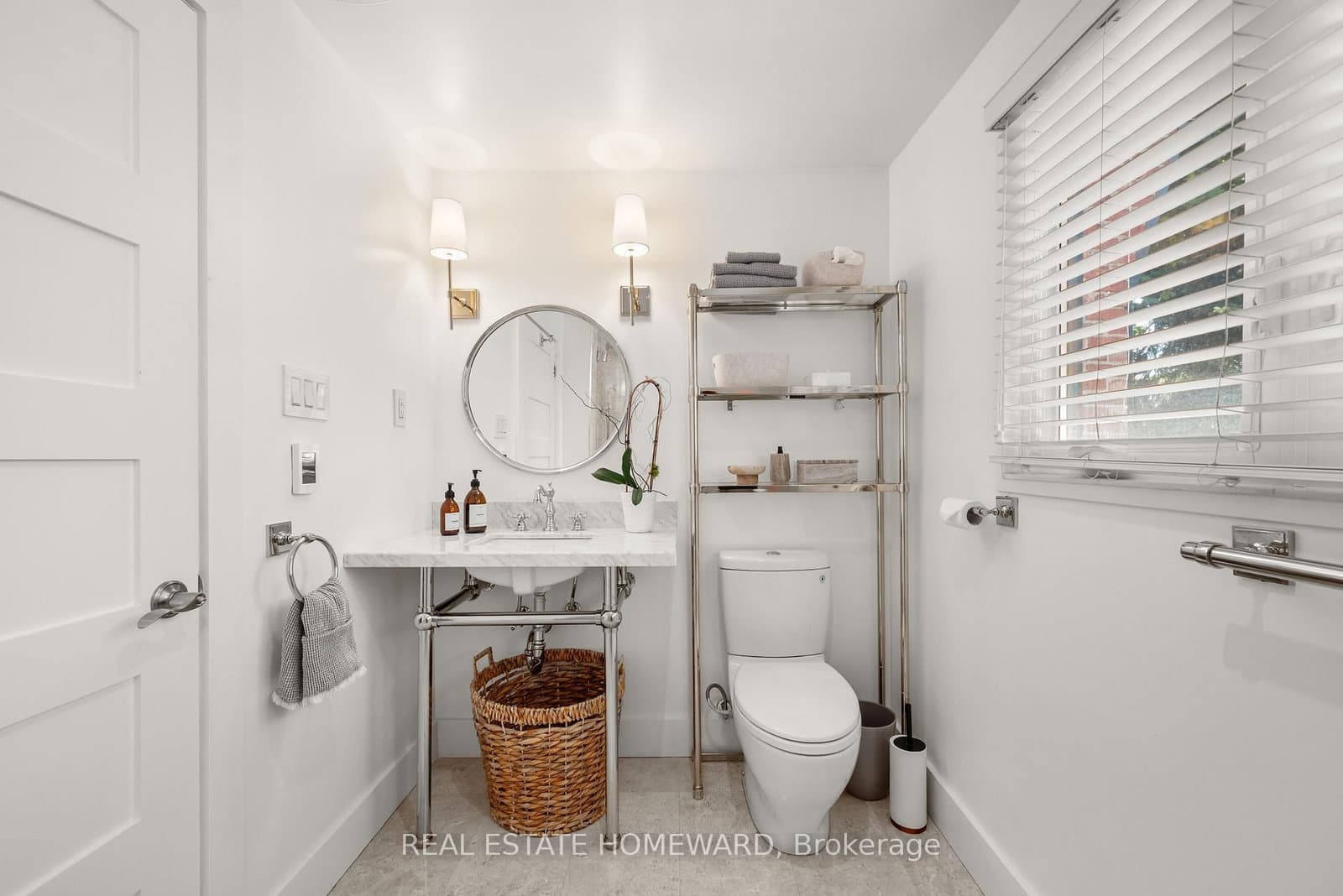 157 Ranleigh Avenue thumbnail 27