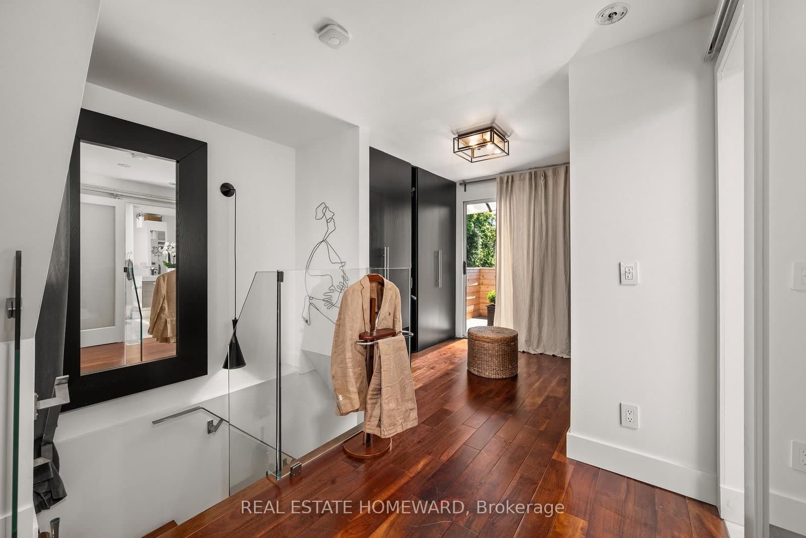 157 Ranleigh Avenue thumbnail 33