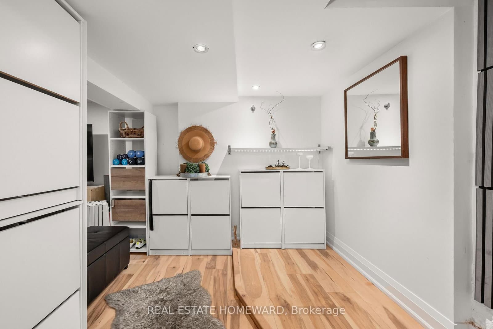 157 Ranleigh Avenue thumbnail 38