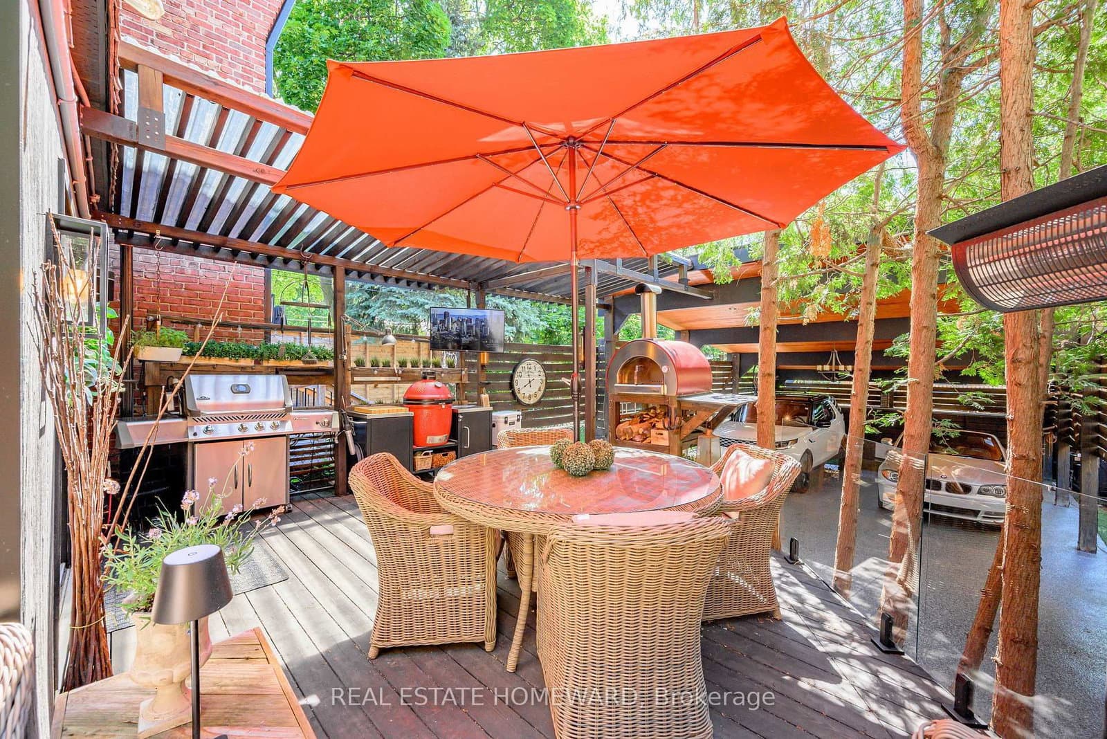 157 Ranleigh Avenue thumbnail 44