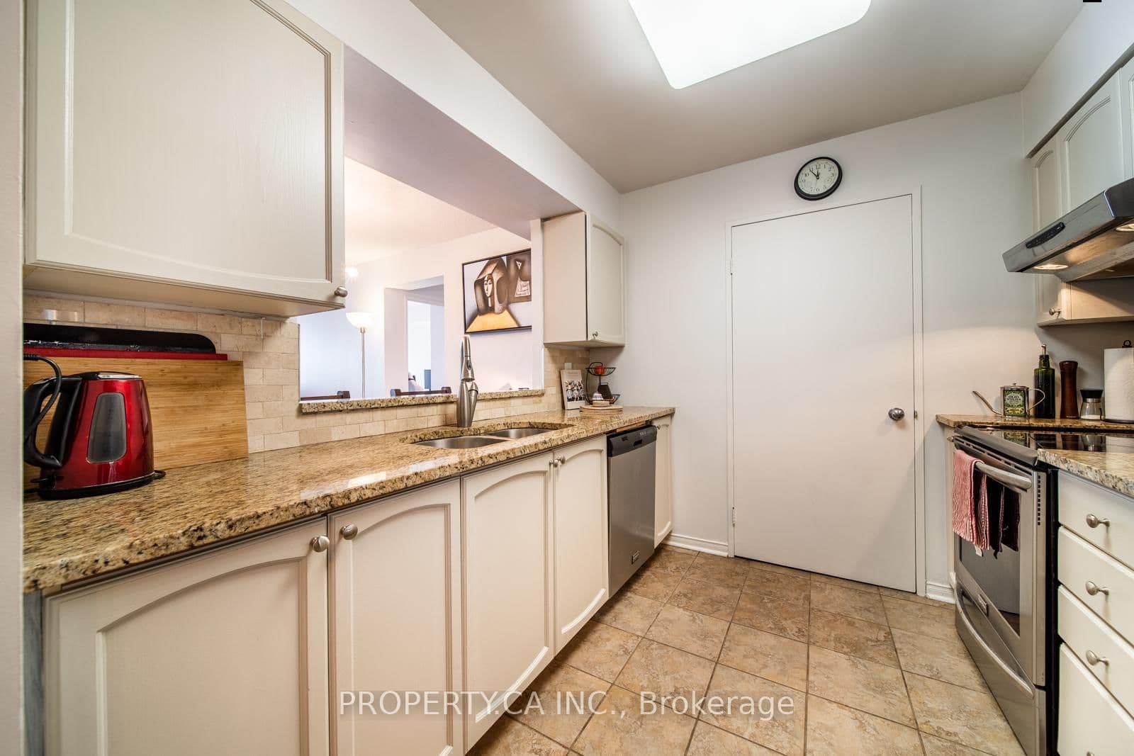 70 Mill Street, Unit 608 thumbnail 4