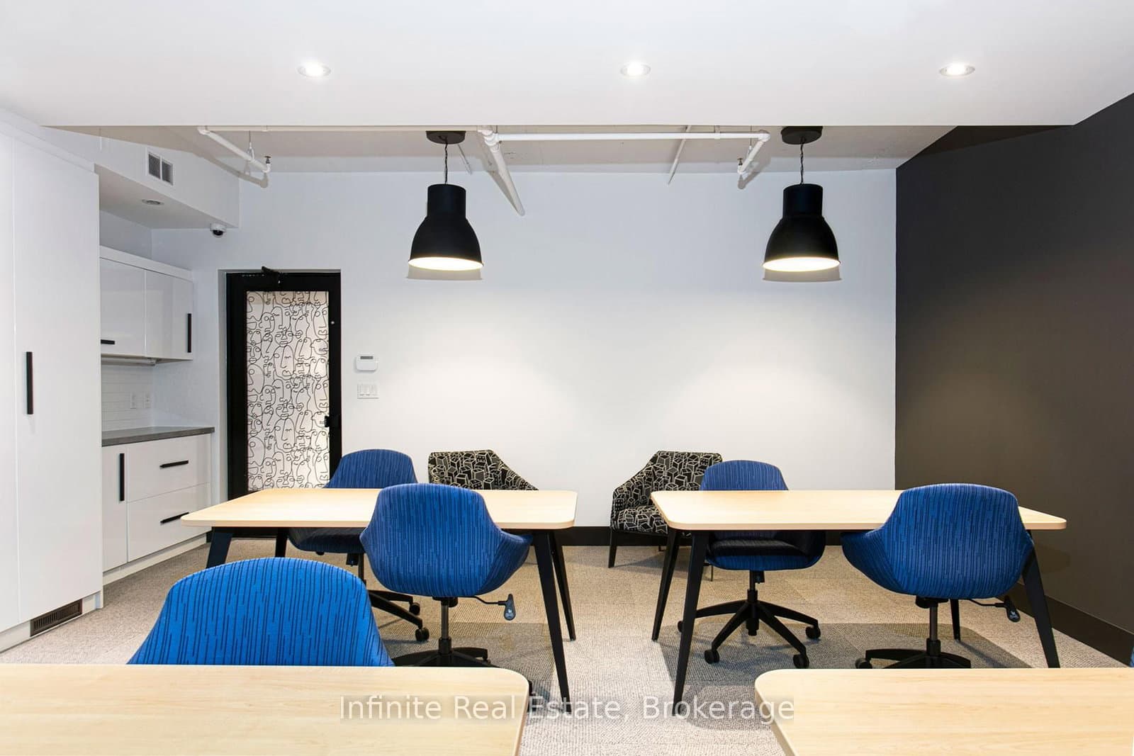 666 Spadina Avenue, Unit 403 thumbnail 12