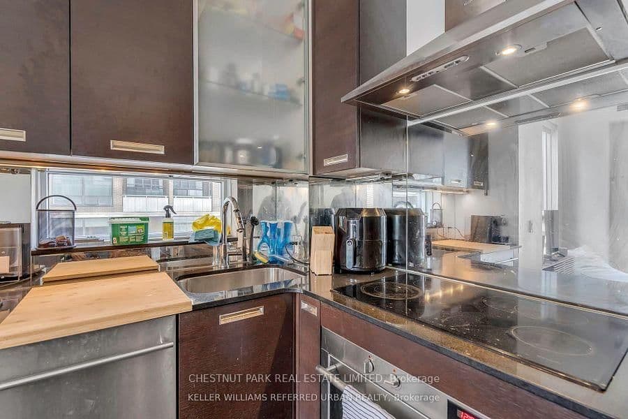 21 Balmuto Street, Unit 802 thumbnail 5