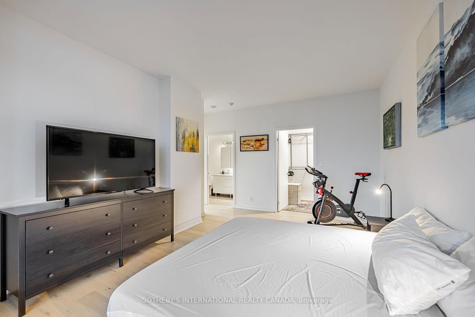 33 Lombard Street, Unit 4301 thumbnail 18