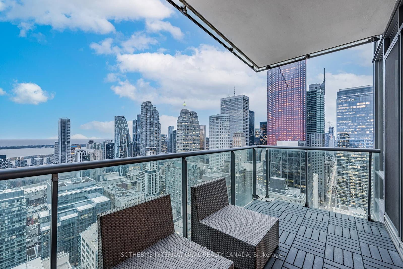 33 Lombard Street, Unit 4301 thumbnail 26
