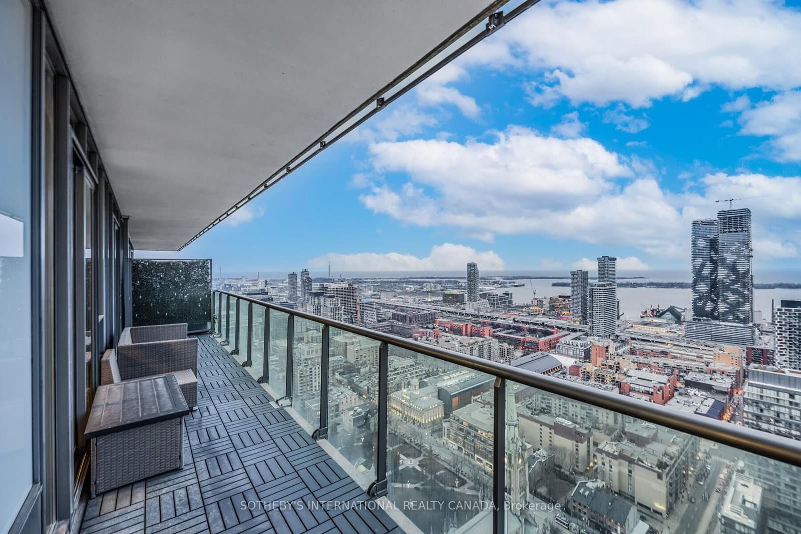 33 Lombard Street, Unit 4301 thumbnail 30
