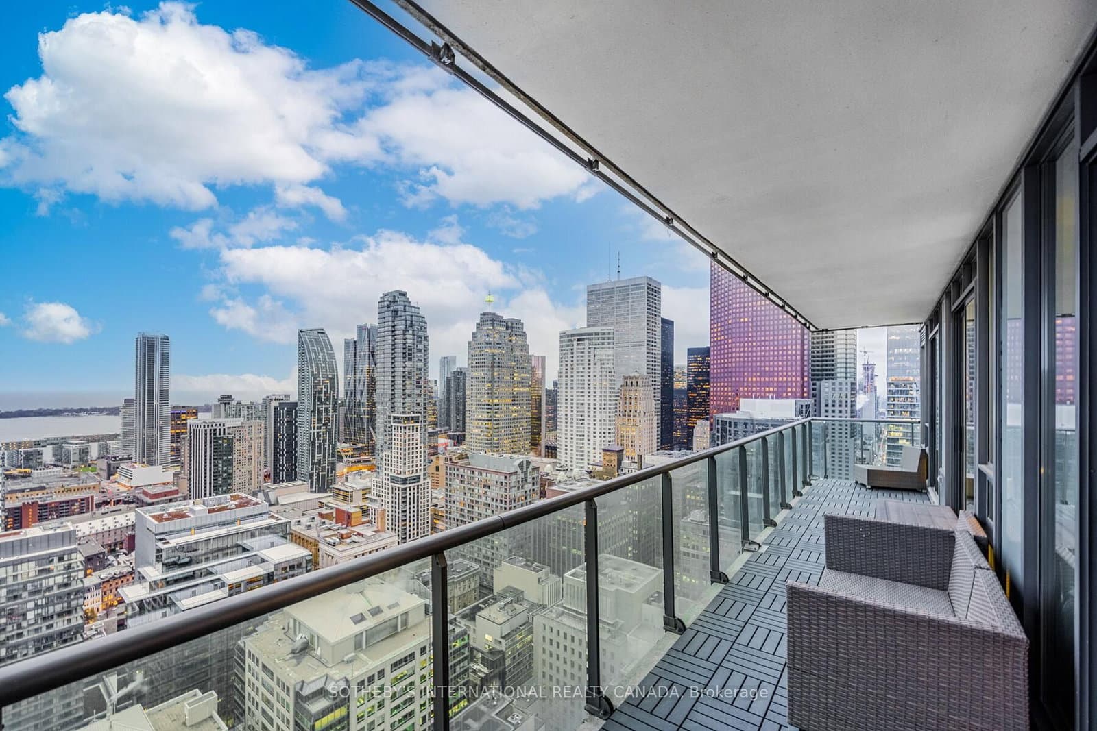 33 Lombard Street, Unit 4301 thumbnail 31