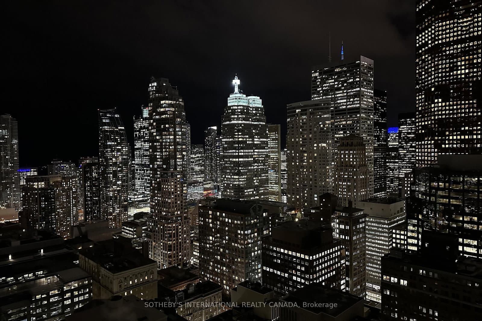33 Lombard Street, Unit 4301 thumbnail 38