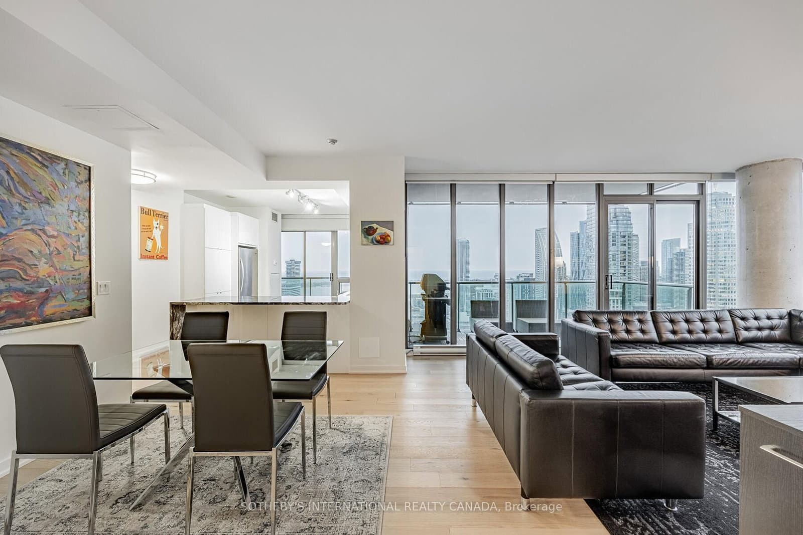 33 Lombard Street, Unit 4301 thumbnail 9