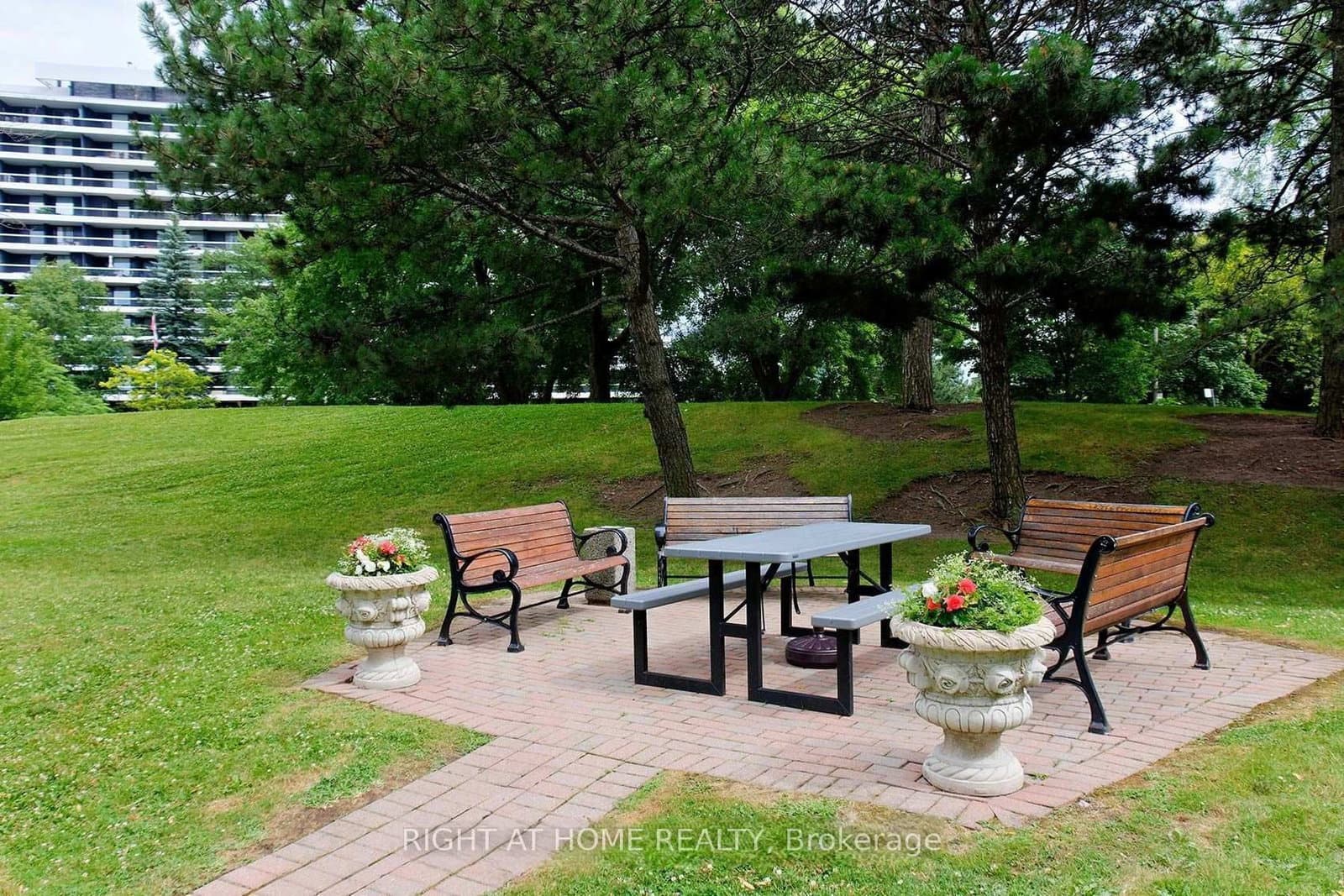 100 Antibes Drive, Unit 2805 thumbnail 48
