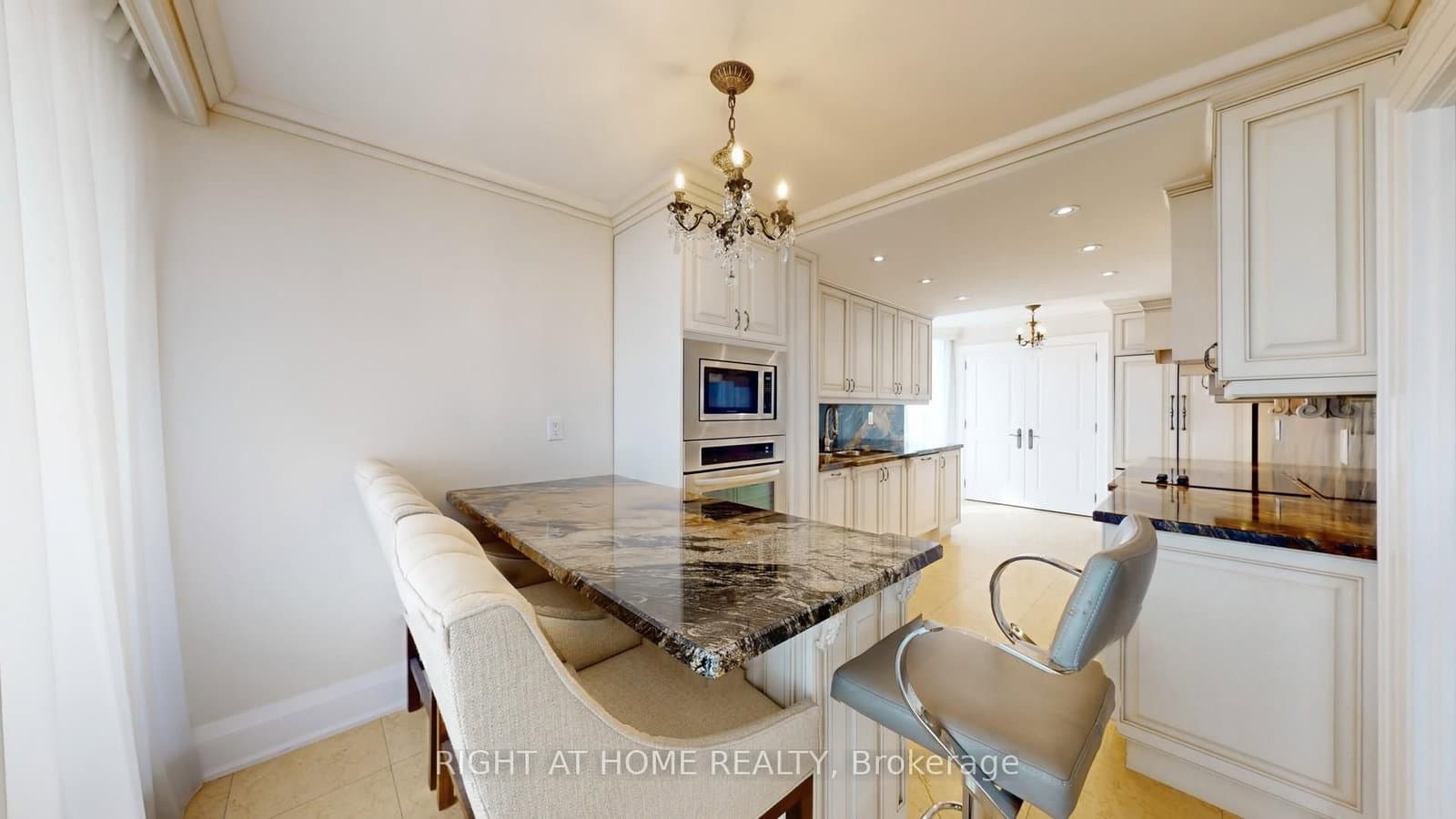 100 Antibes Drive, Unit 2805 thumbnail 8