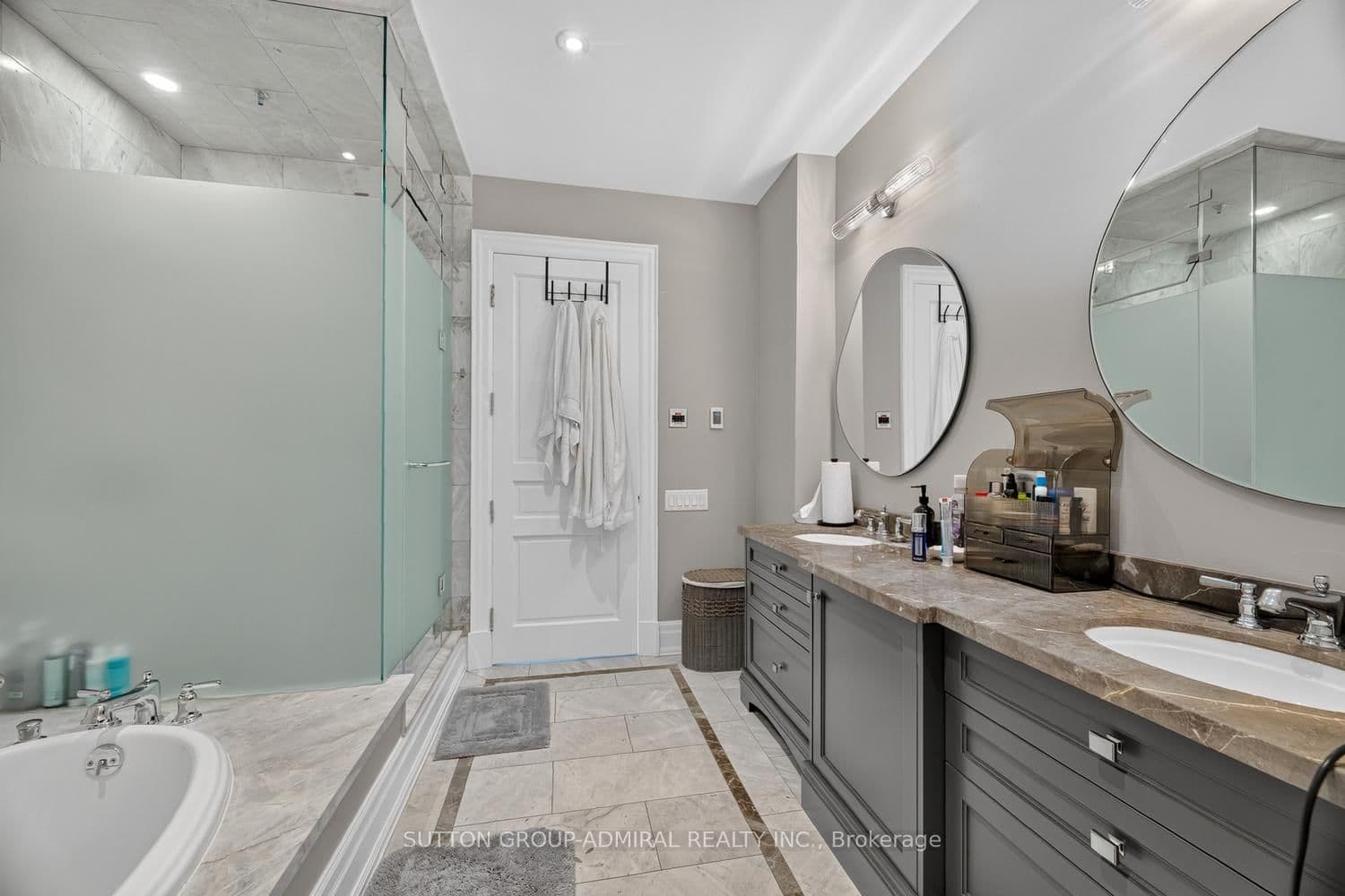 155 St Clair Avenue W, Unit 1801 thumbnail 23