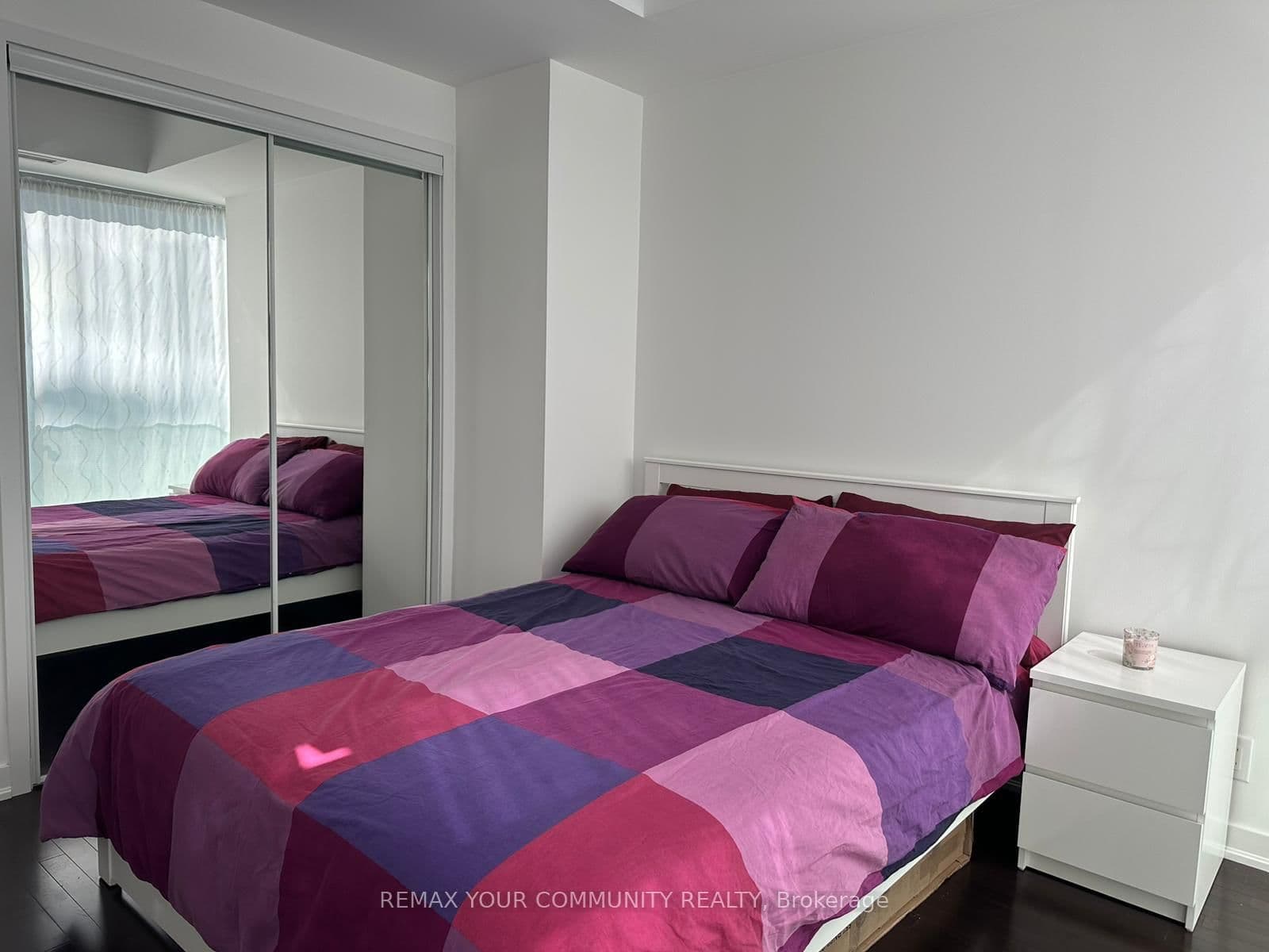 14 York Street, Unit 1709 thumbnail 11