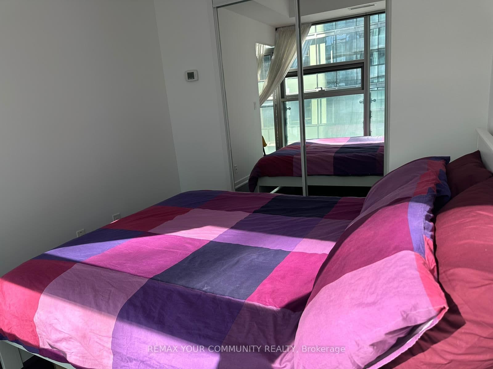 14 York Street, Unit 1709 thumbnail 12