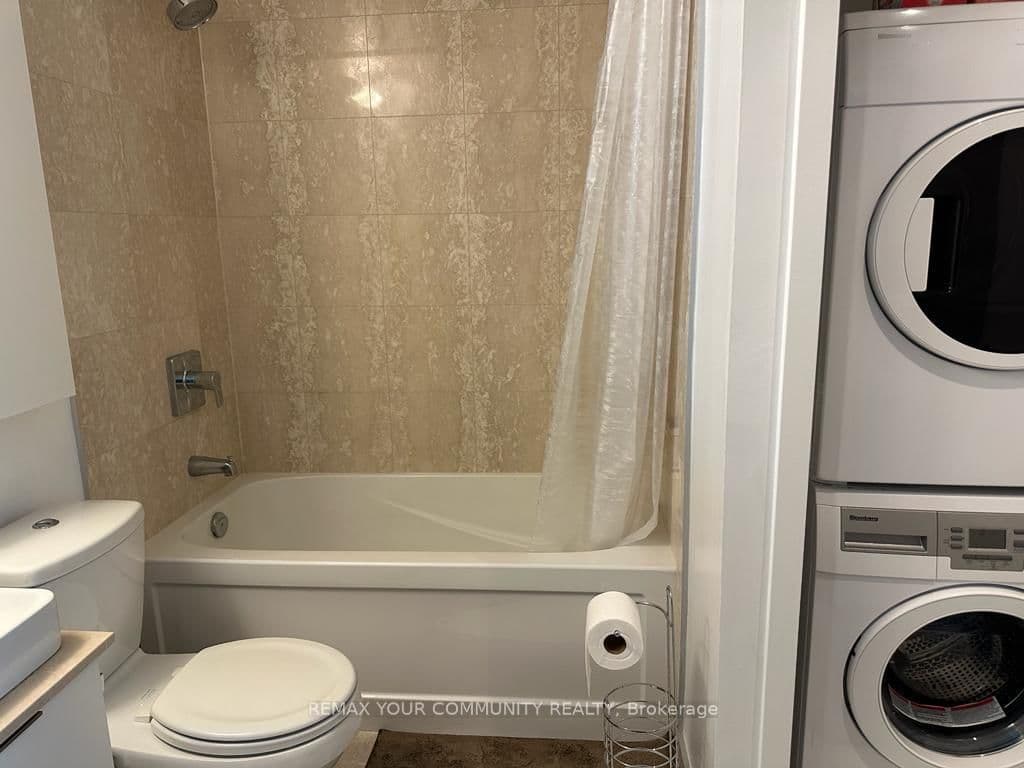 14 York Street, Unit 1709 thumbnail 15