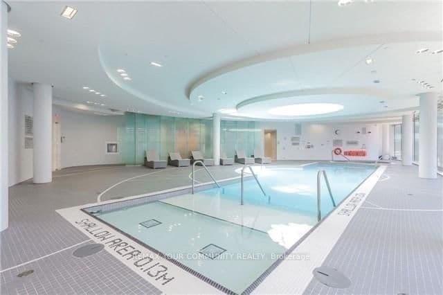 14 York Street, Unit 1709 thumbnail 16