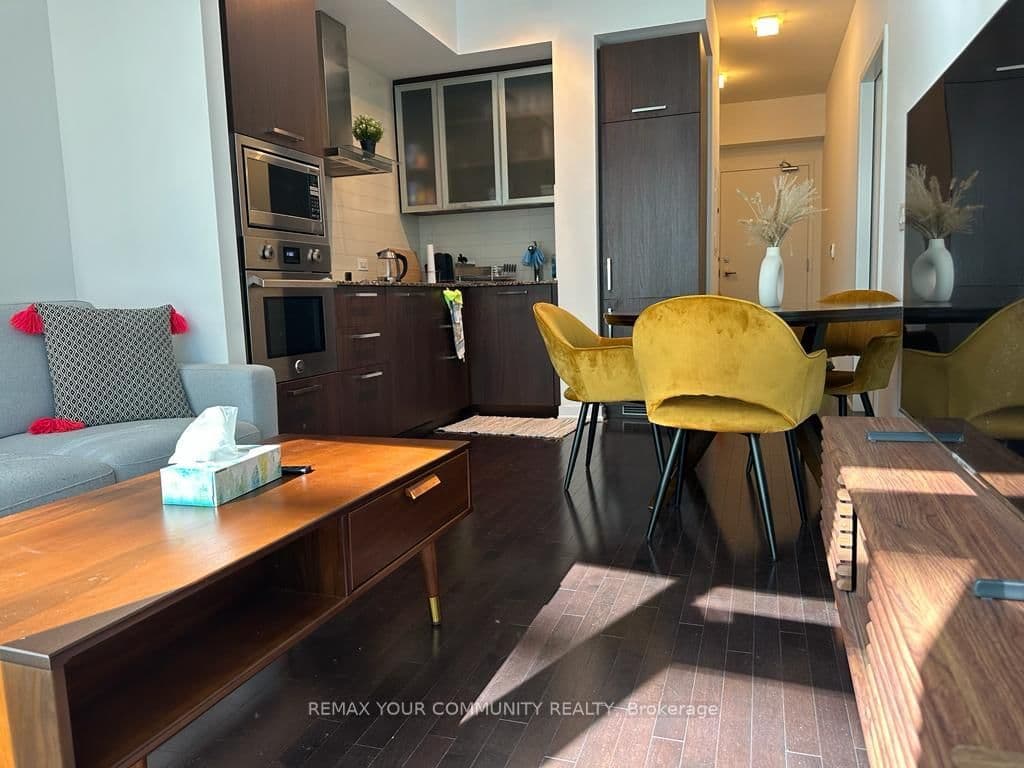 14 York Street, Unit 1709 thumbnail 4