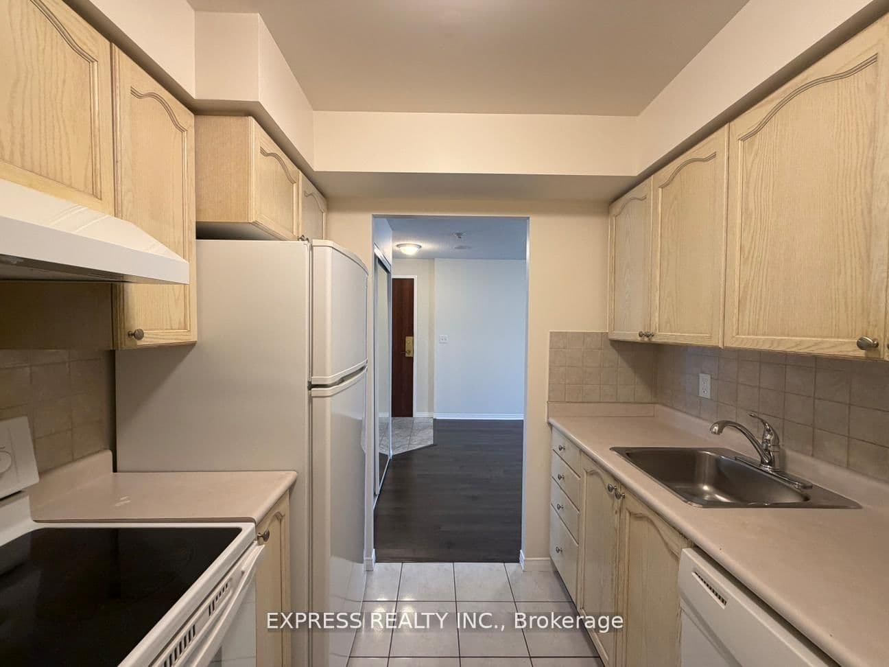 1 Pemberton Avenue, Unit 1009 thumbnail 8