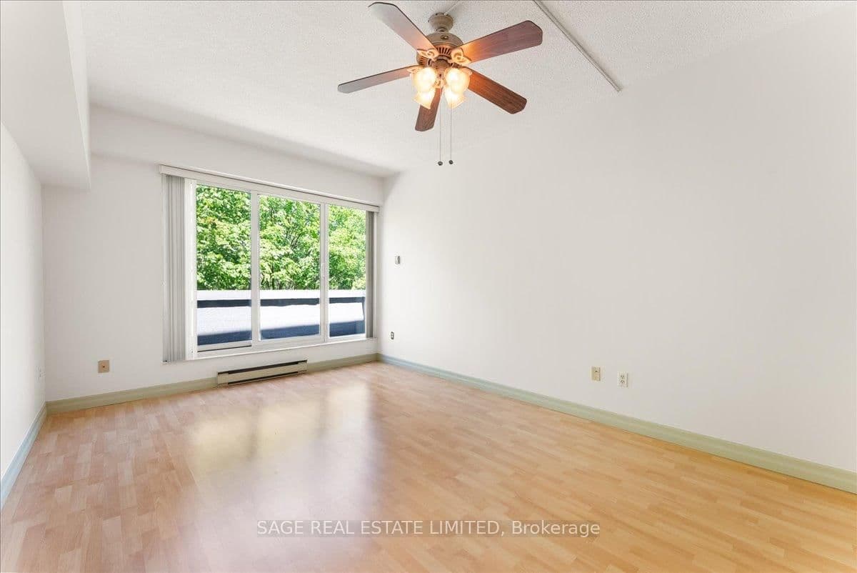 360 Bloor Street E, Unit 209 thumbnail 20