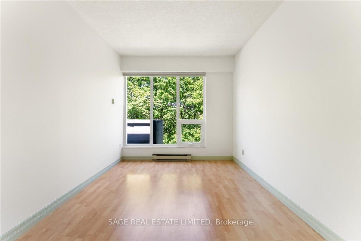 360 Bloor Street E, Unit 209 thumbnail 26