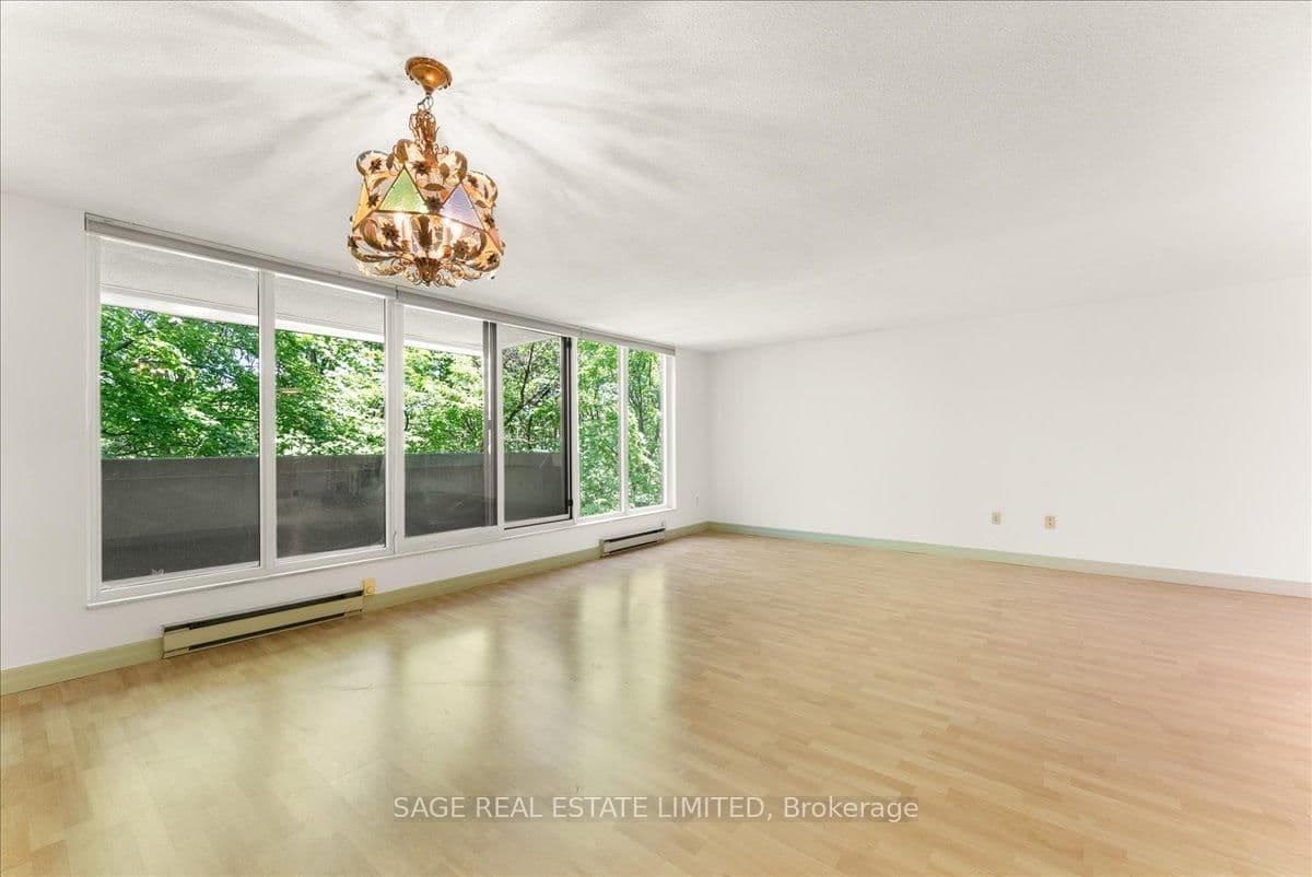 360 Bloor Street E, Unit 209 thumbnail 8