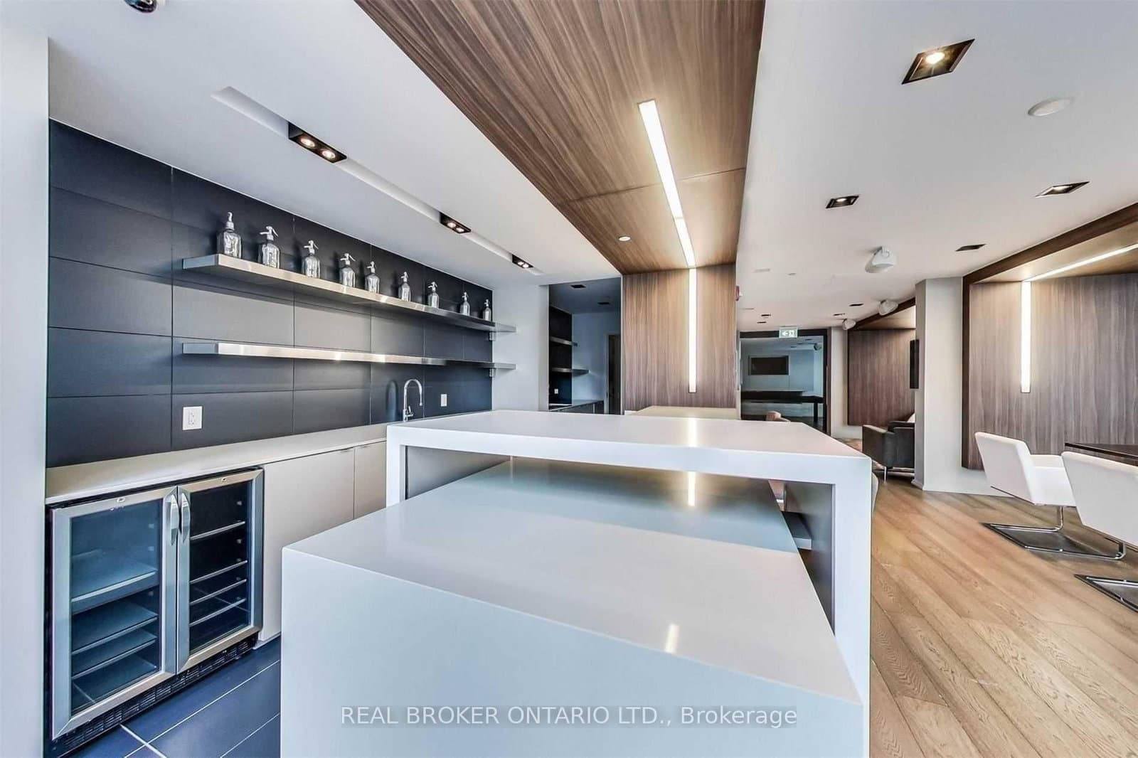 101 Peter Street W, Unit 515 thumbnail 10