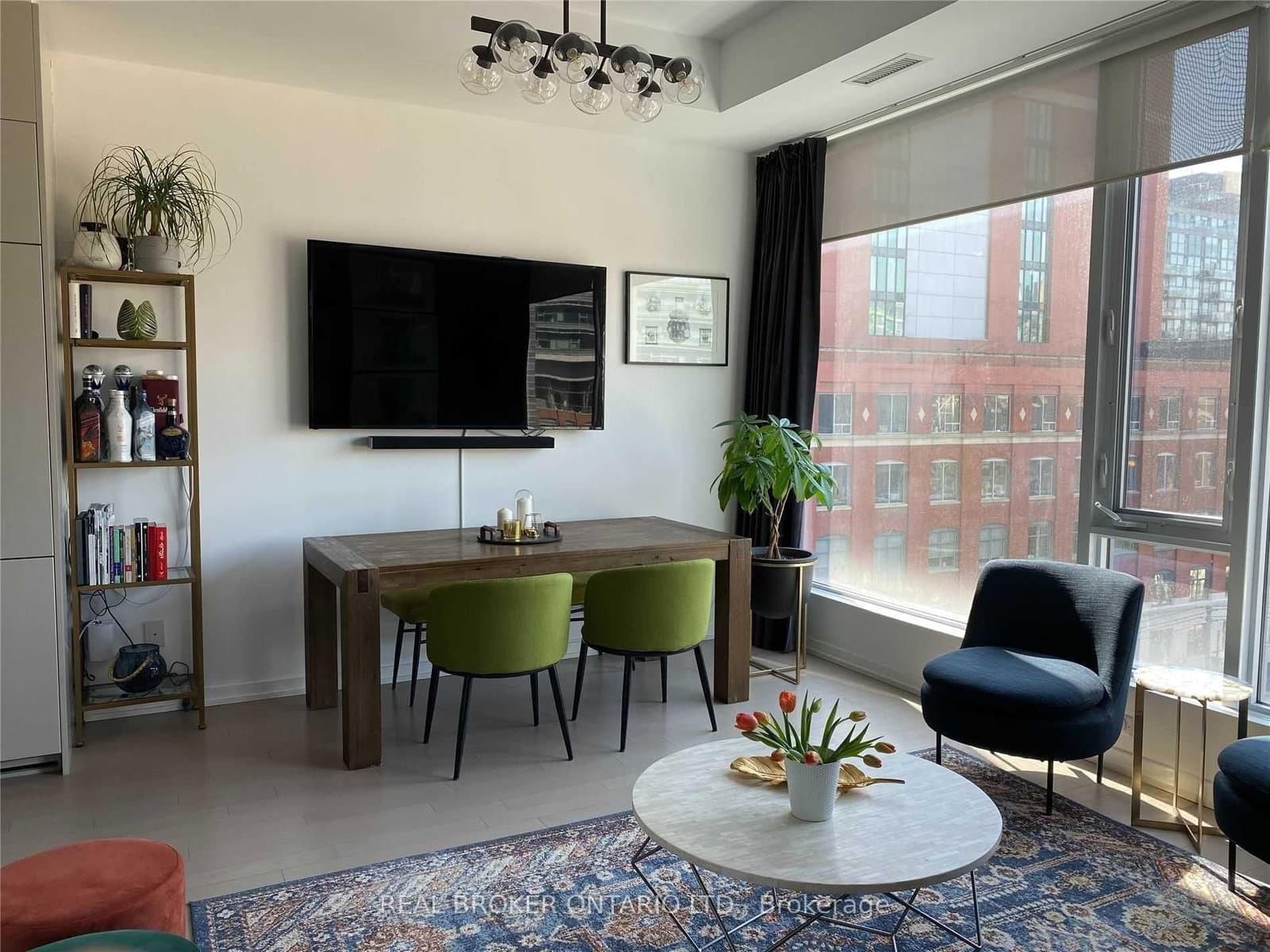 101 Peter Street W, Unit 515 thumbnail 4