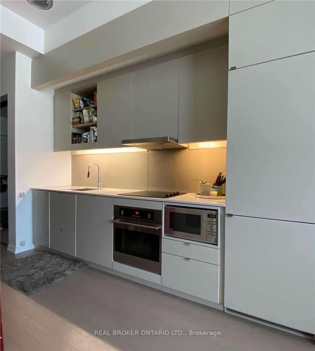 101 Peter Street W, Unit 515 thumbnail 5