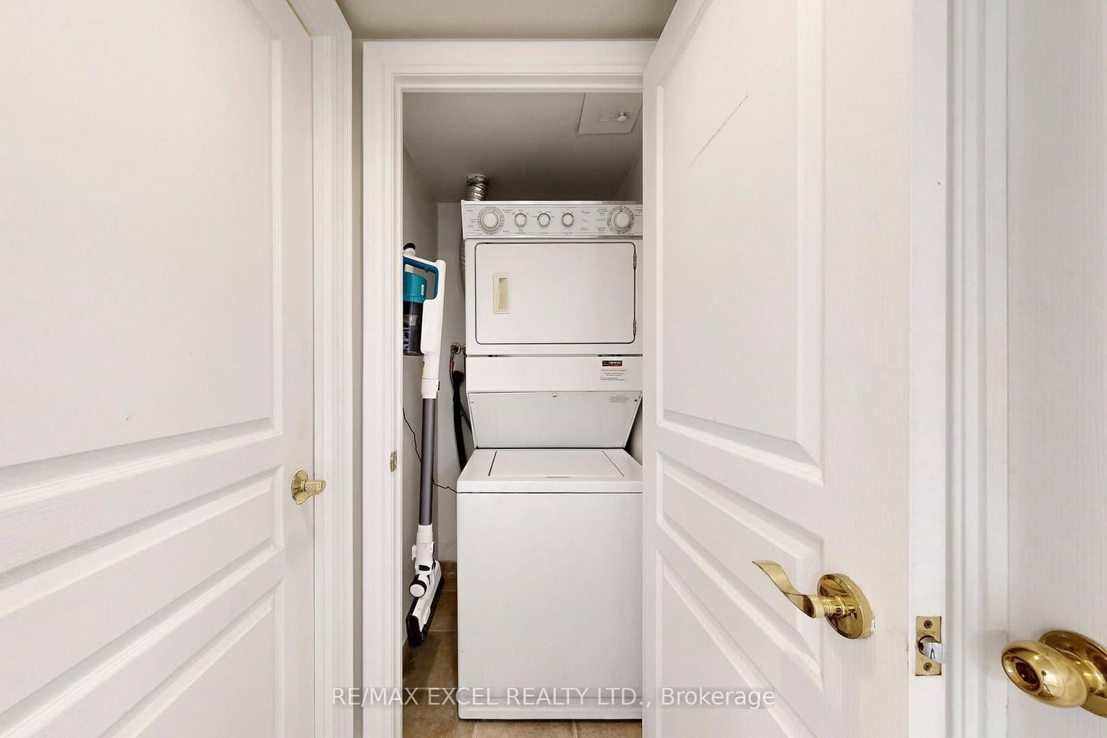 10 Northtown Way, Unit 814 thumbnail 23