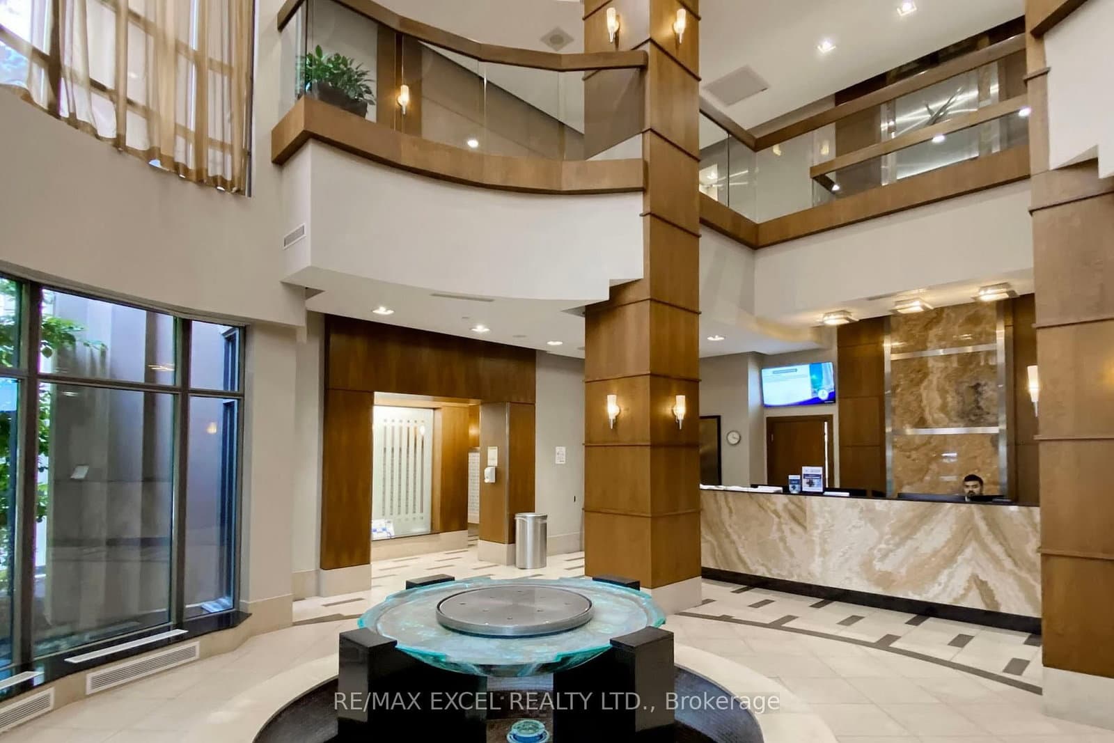 10 Northtown Way, Unit 814 thumbnail 8