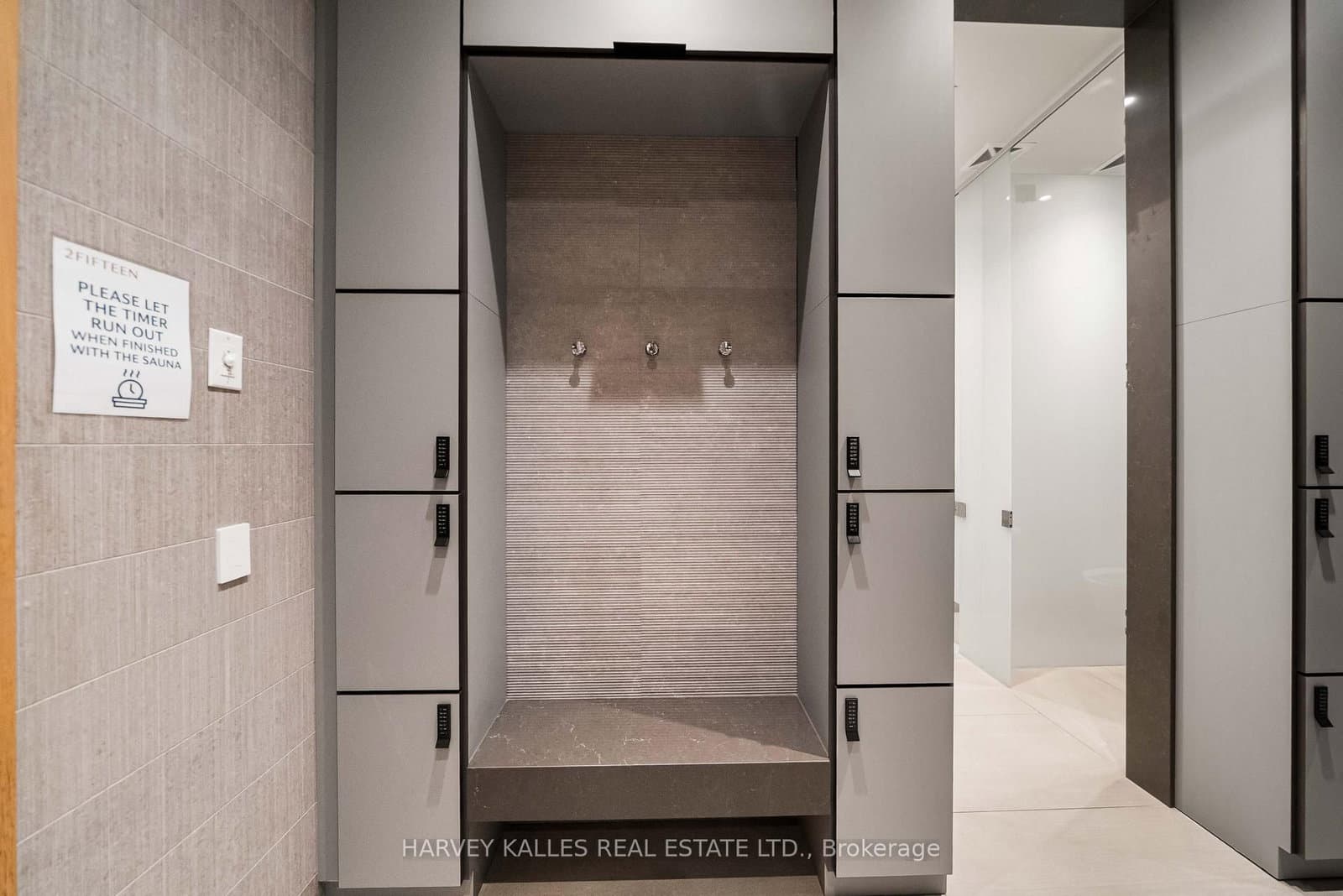 215 Lonsdale Road, Unit 1205 thumbnail 19