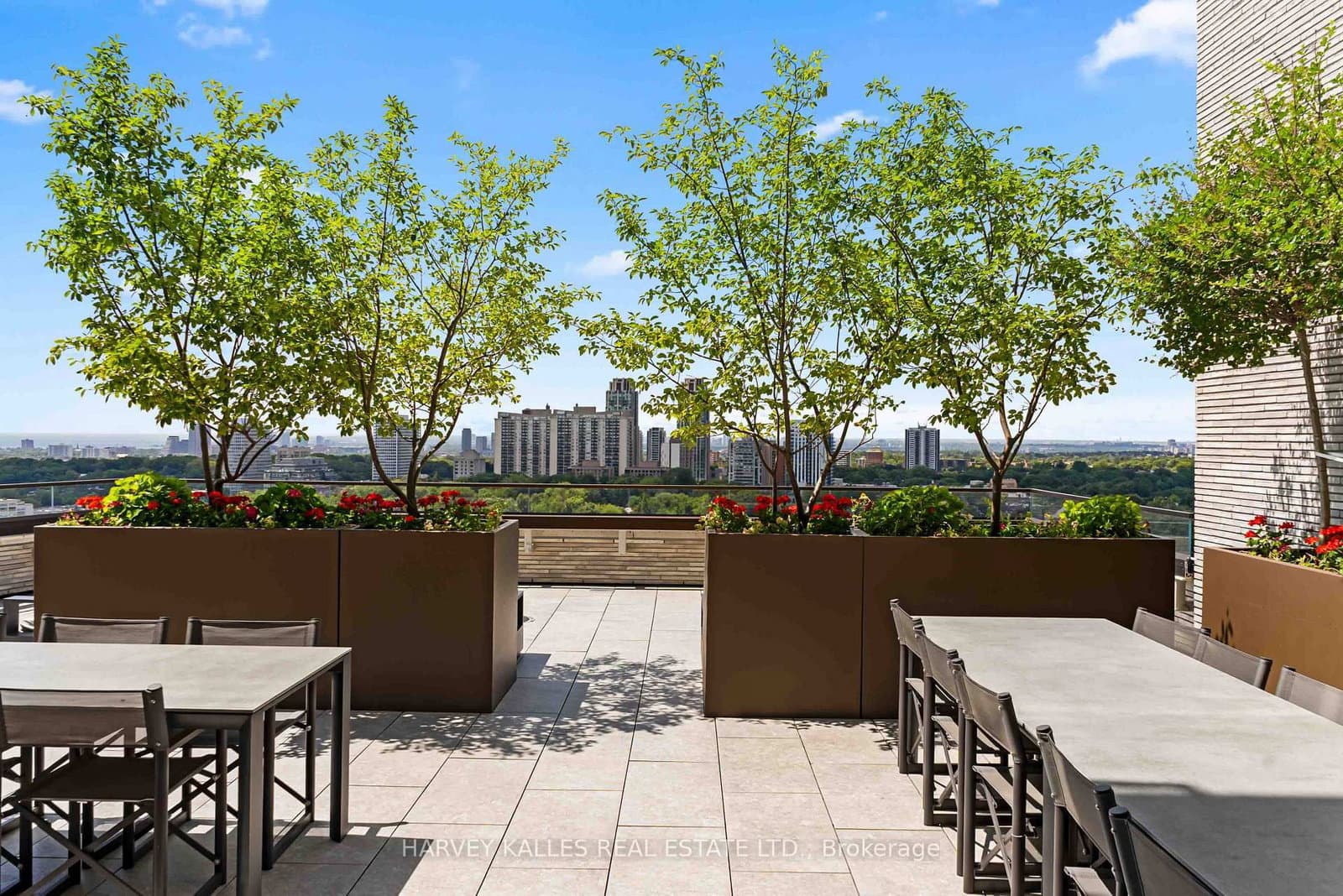 215 Lonsdale Road, Unit 1205 thumbnail 29