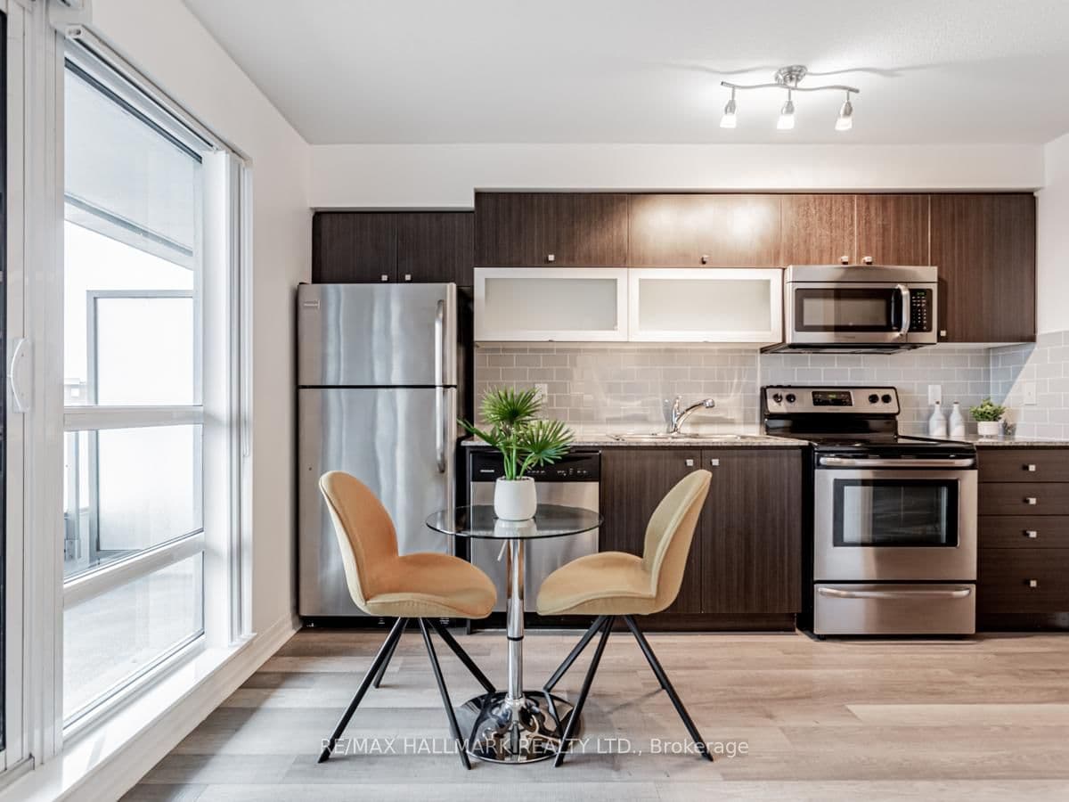 2015 Sheppard Avenue E, Unit 1905 thumbnail 12