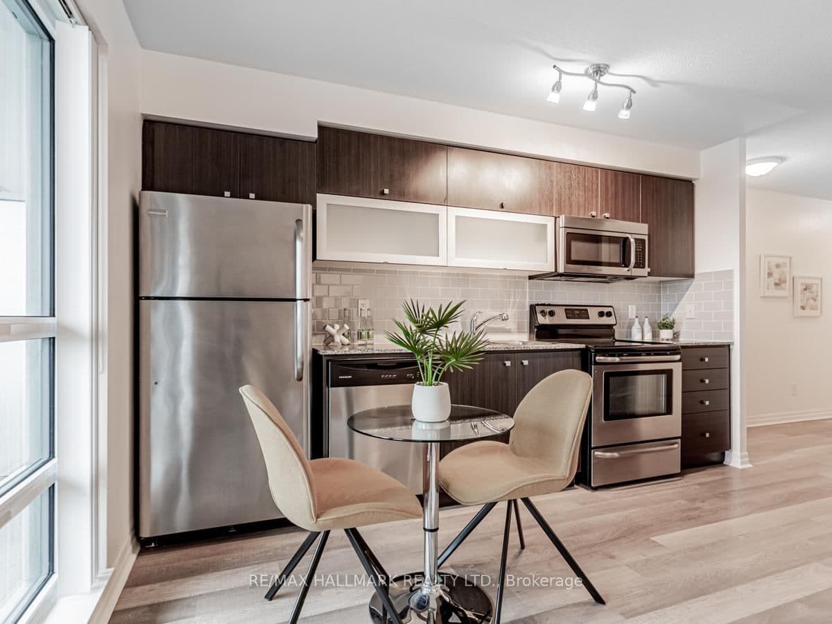 2015 Sheppard Avenue E, Unit 1905 thumbnail 13