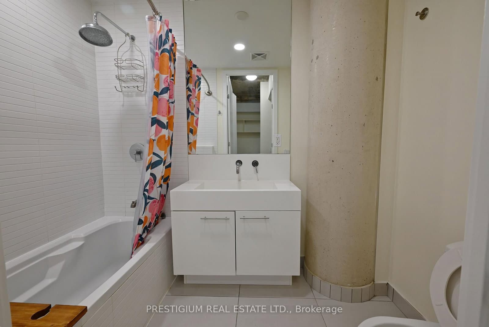 66 Portland Street, Unit 611 thumbnail 11