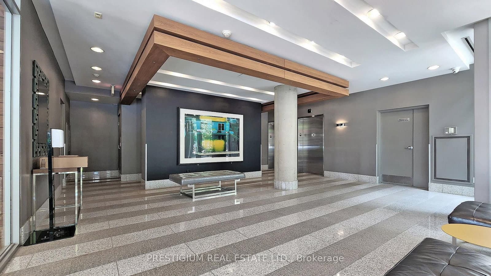 66 Portland Street, Unit 611 thumbnail 14