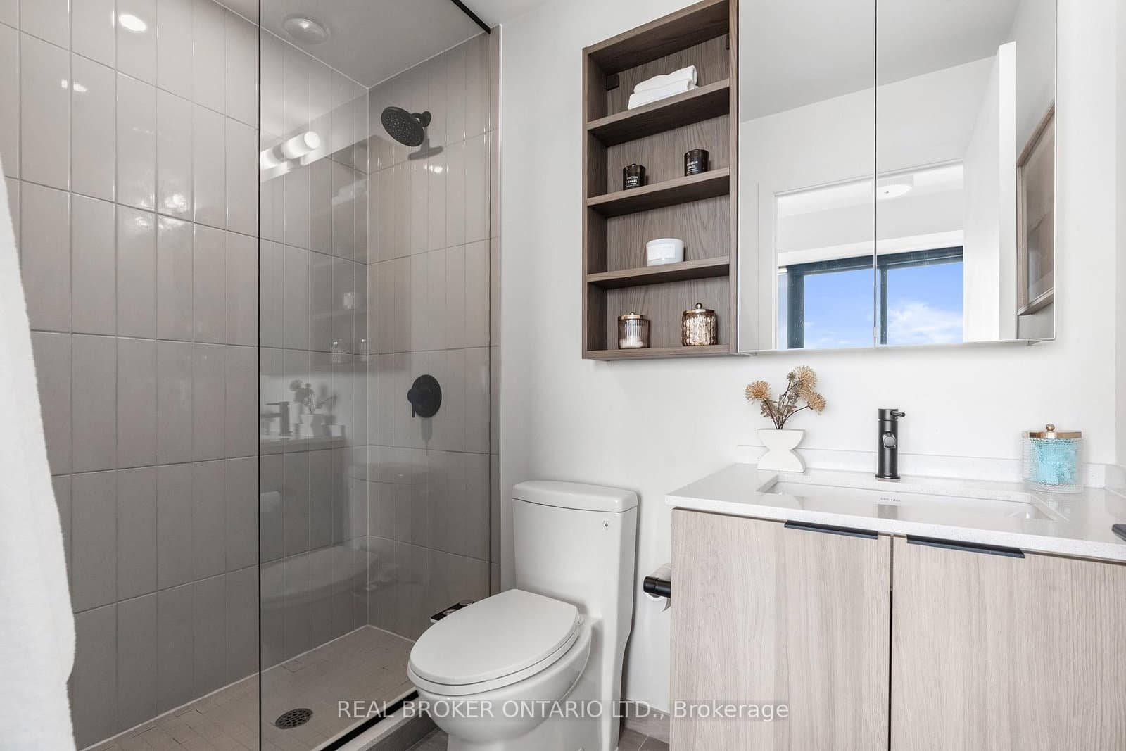 181 Sterling Road, Unit 902 thumbnail 11