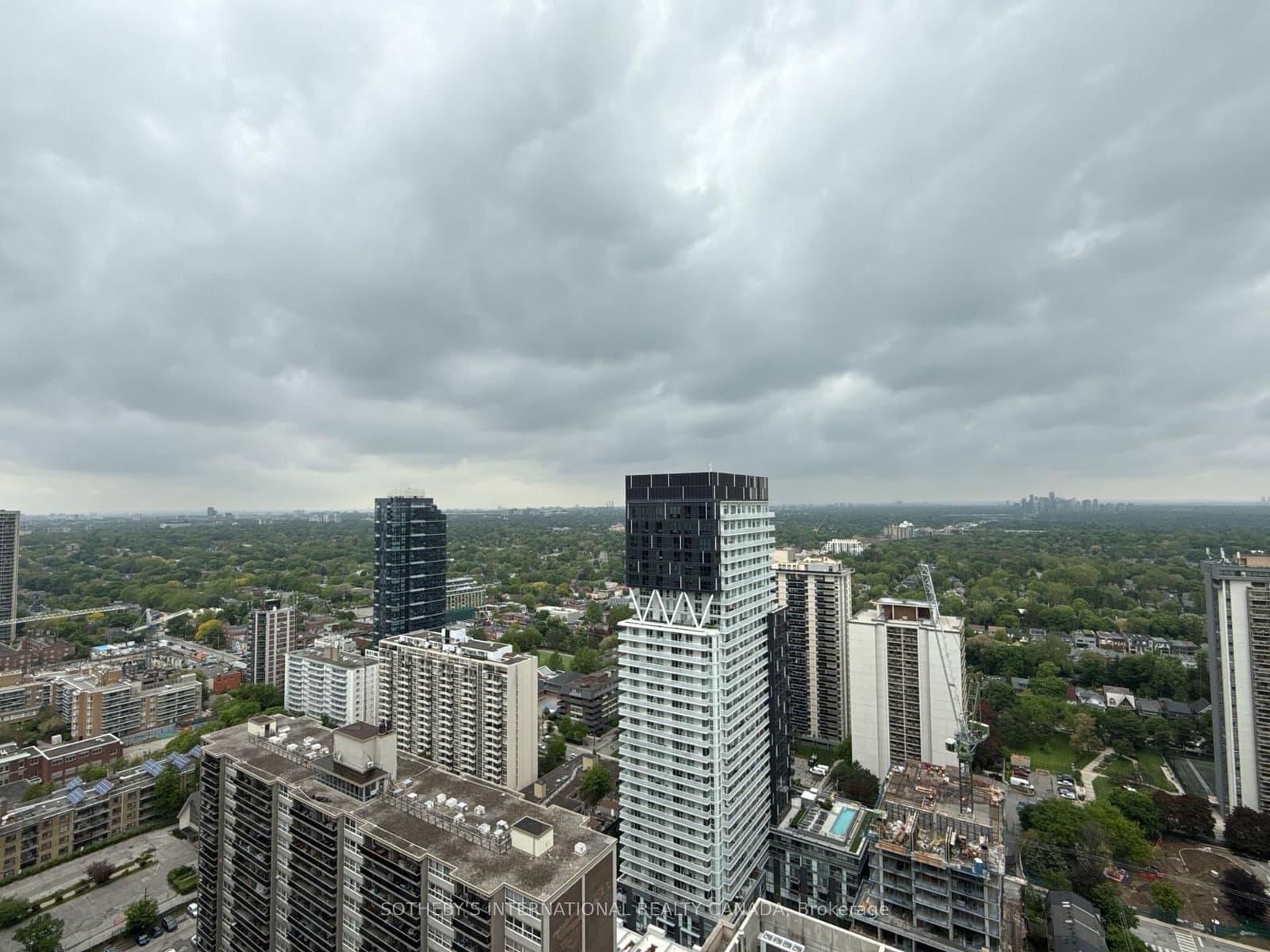 200 Redpath Avenue, Unit 2208 thumbnail 10