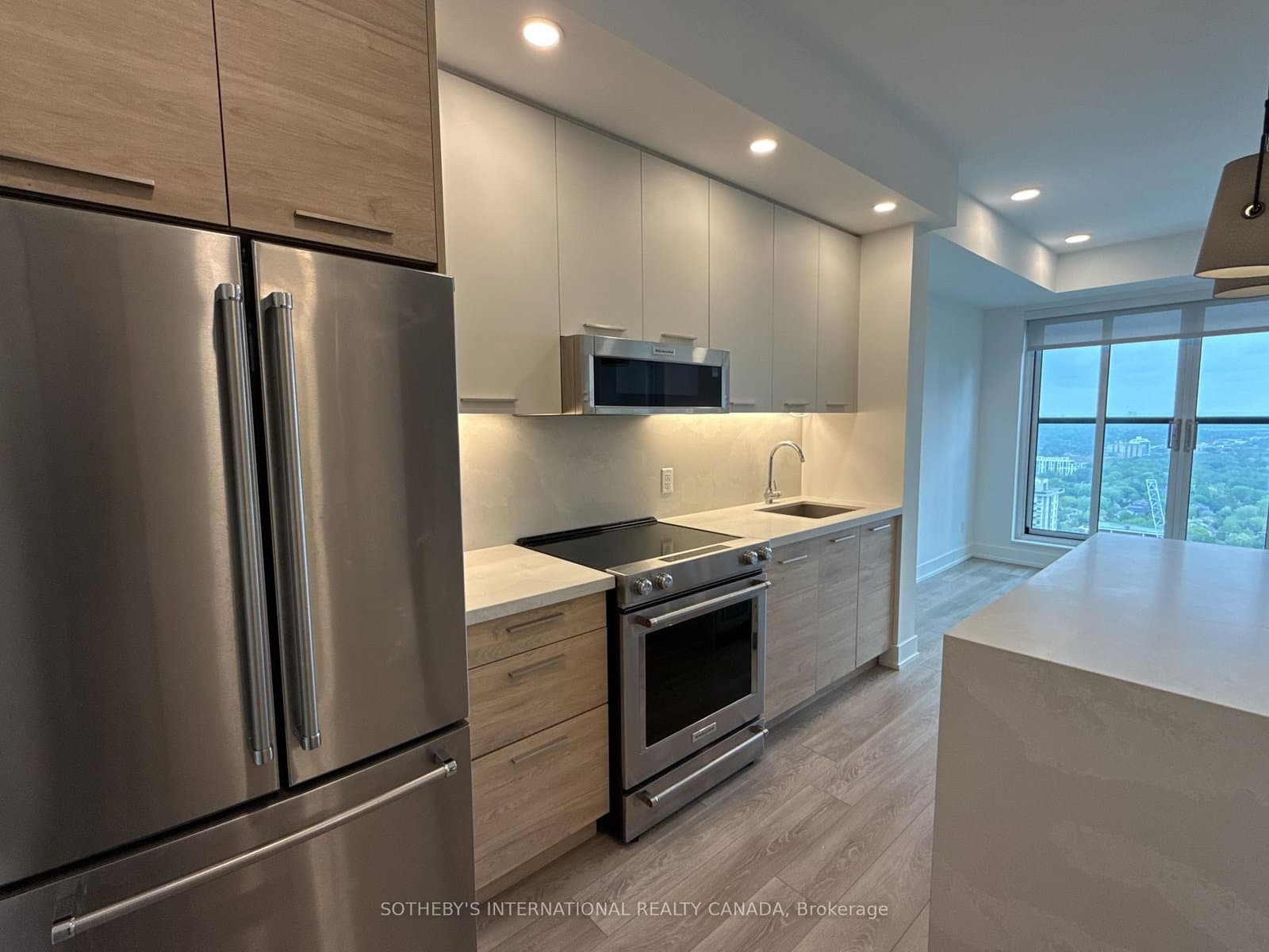 200 Redpath Avenue, Unit 2208 thumbnail 2